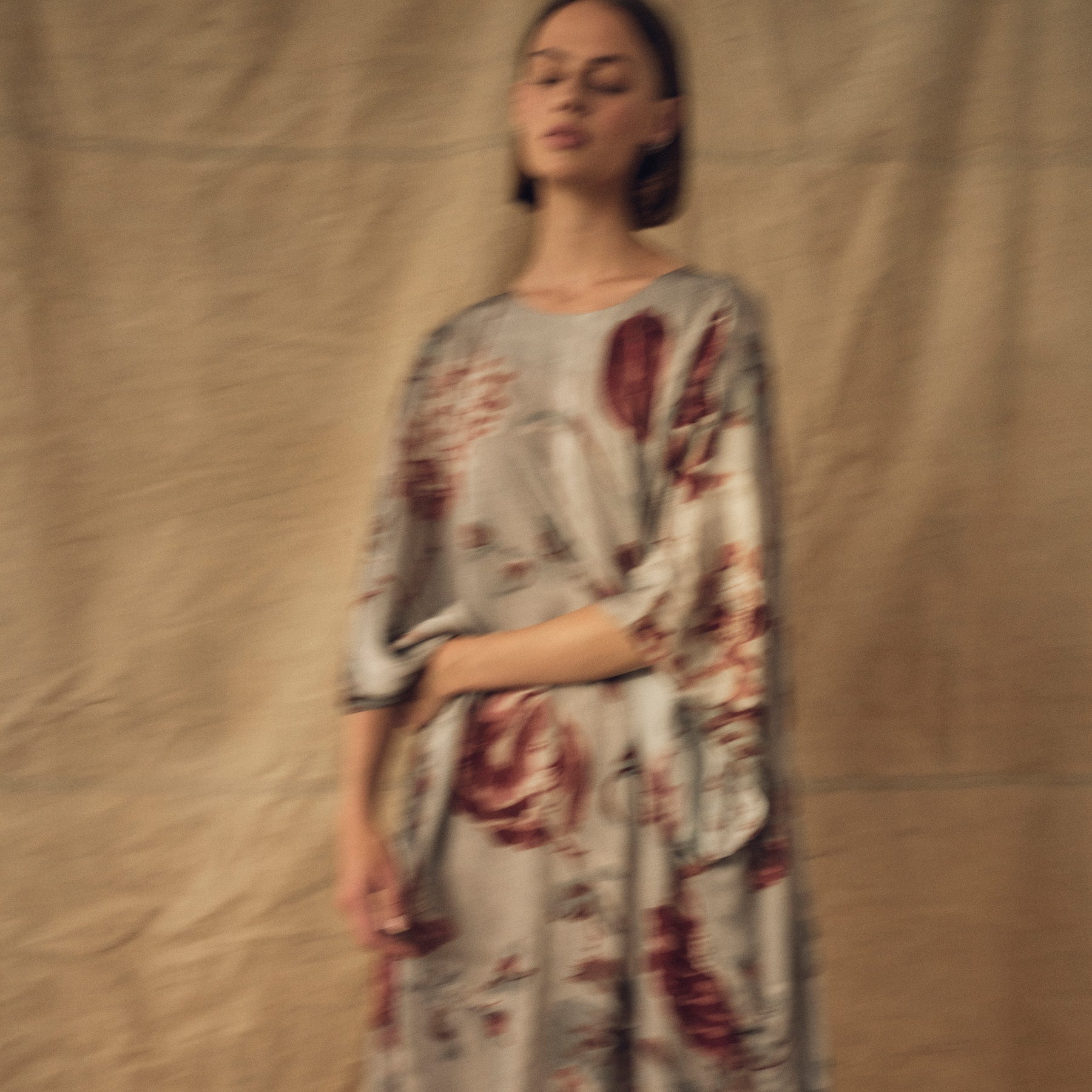 Tapis Noir Alana Large Kaftan Dress Grey