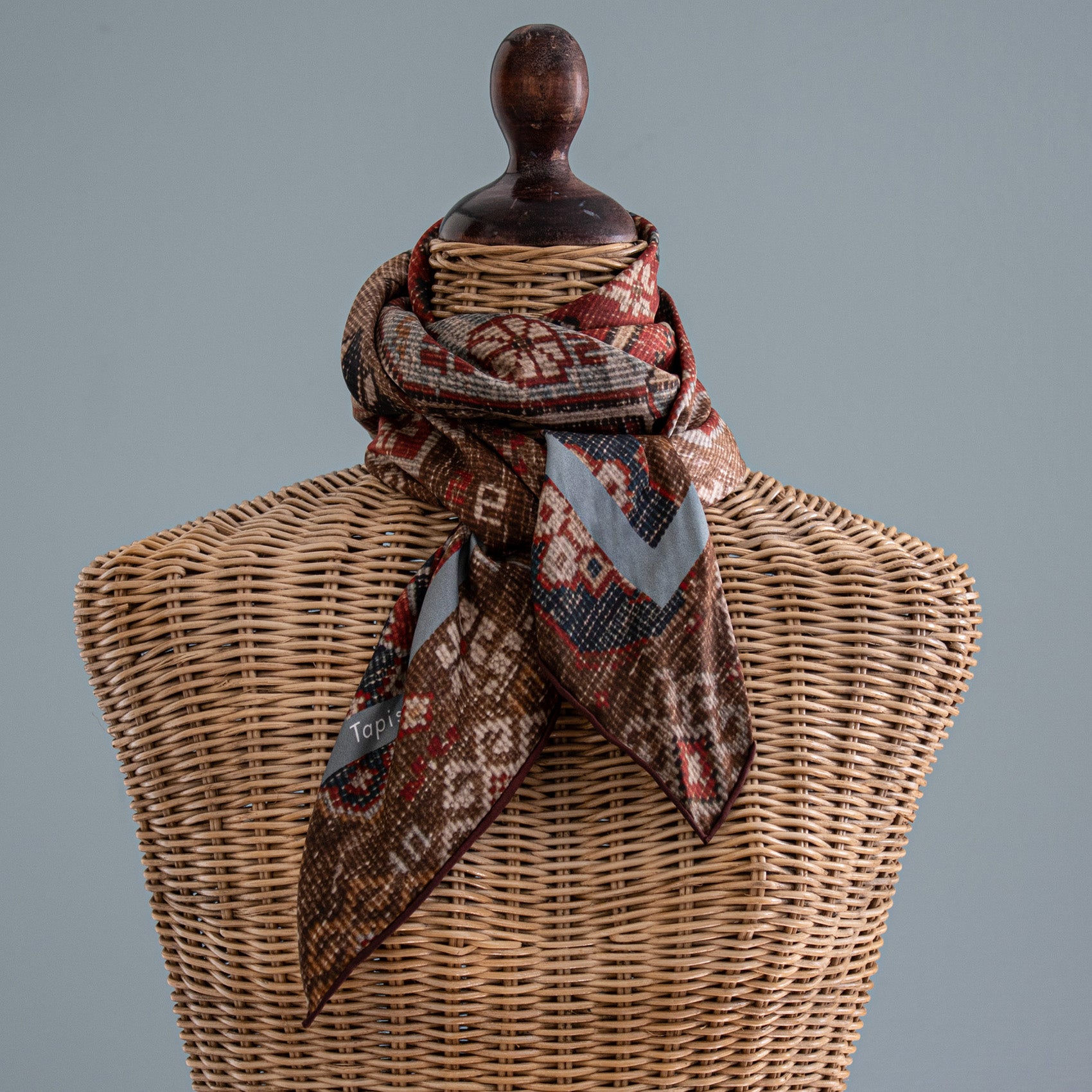 Tapis Noir Classical Carpet Scarf Classical Ethnic