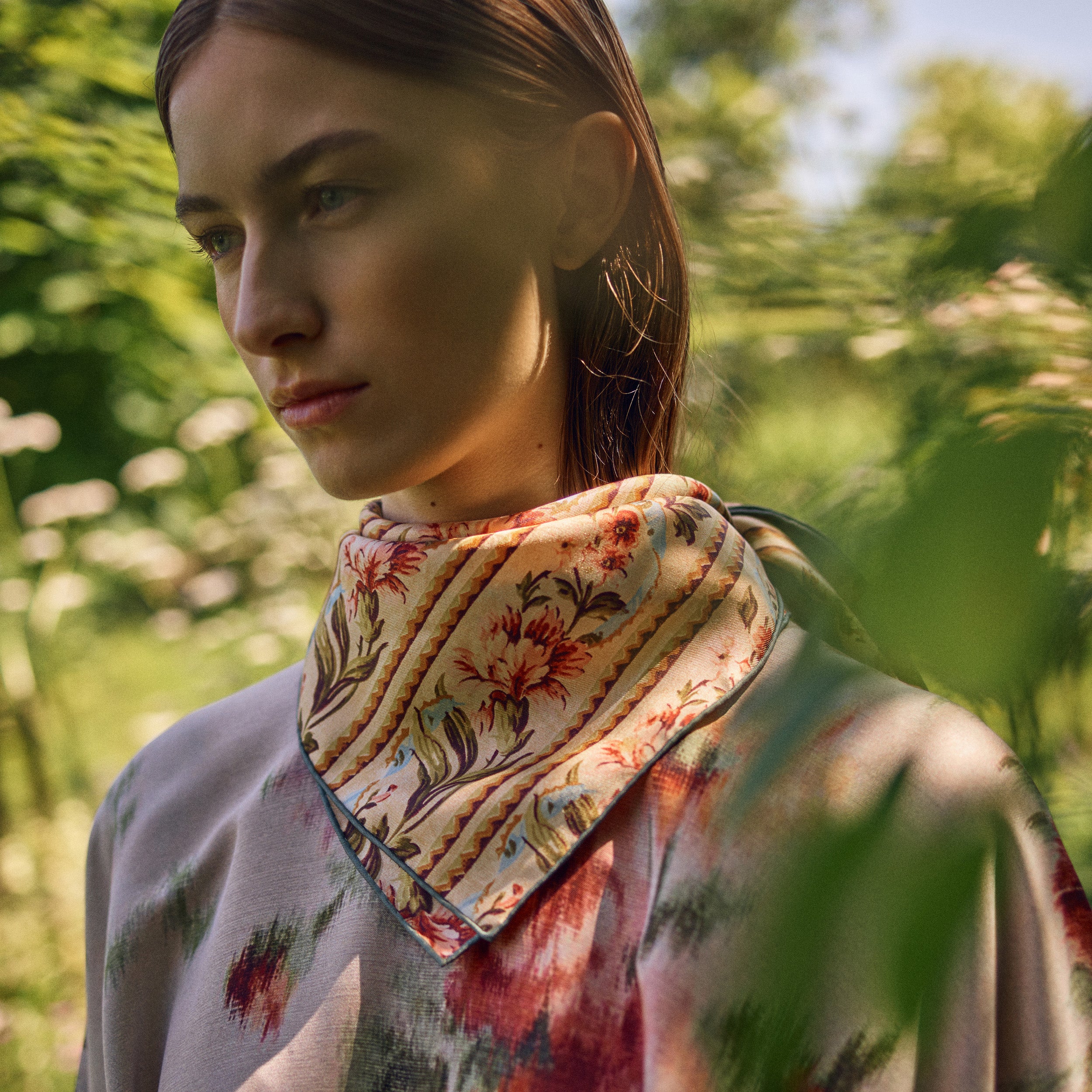 Tapis Noir Classical Small Ella Scarf Classical Small Gold