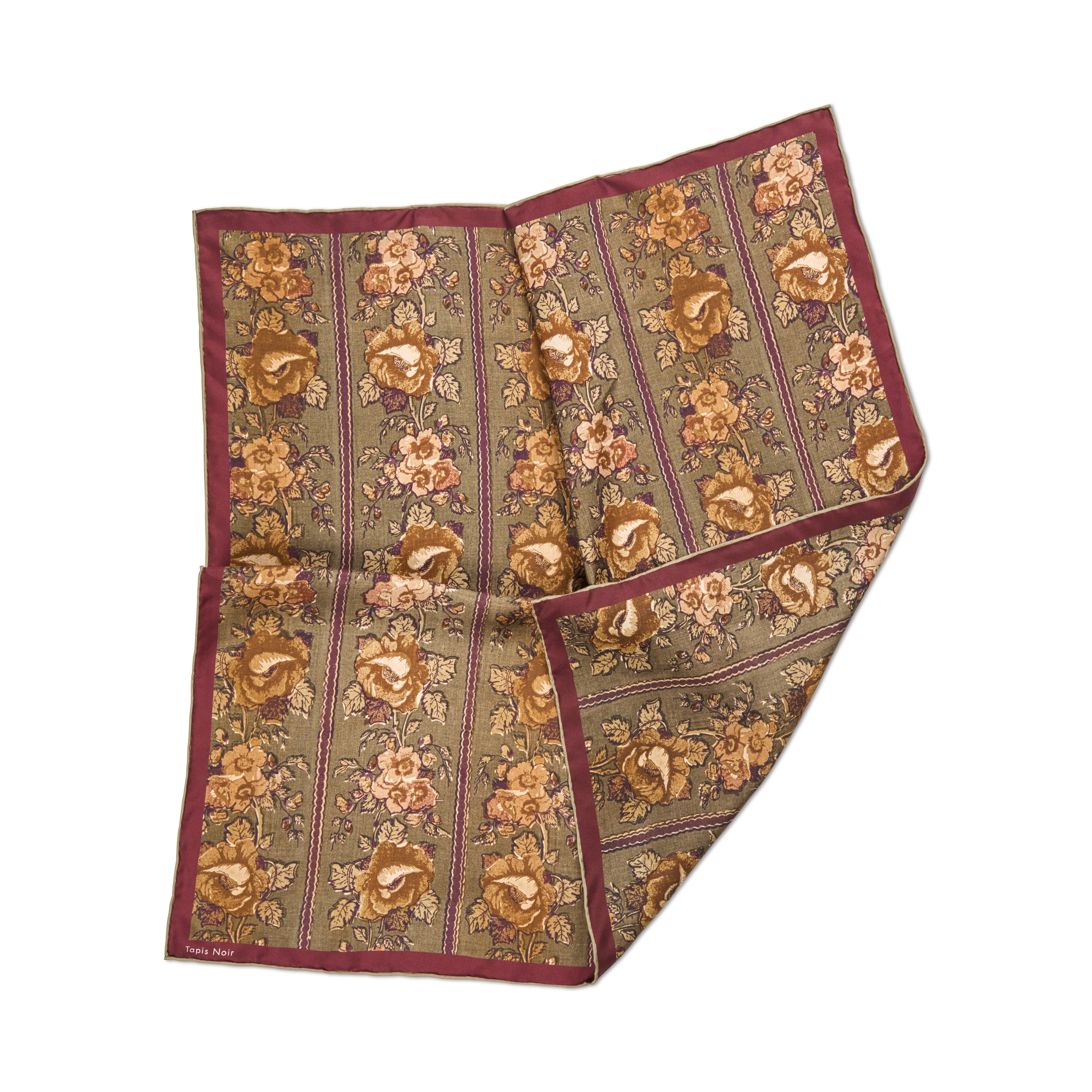 Tapis Noir Classical Small Gaia Scarf Classical Small Taupe