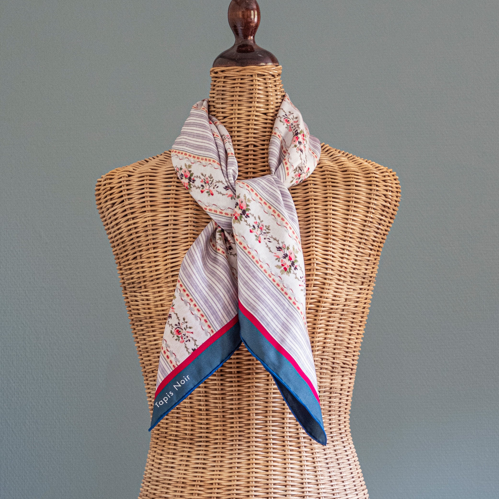 Tapis Noir Classical Soft Stripe Scarf Classical Stripes