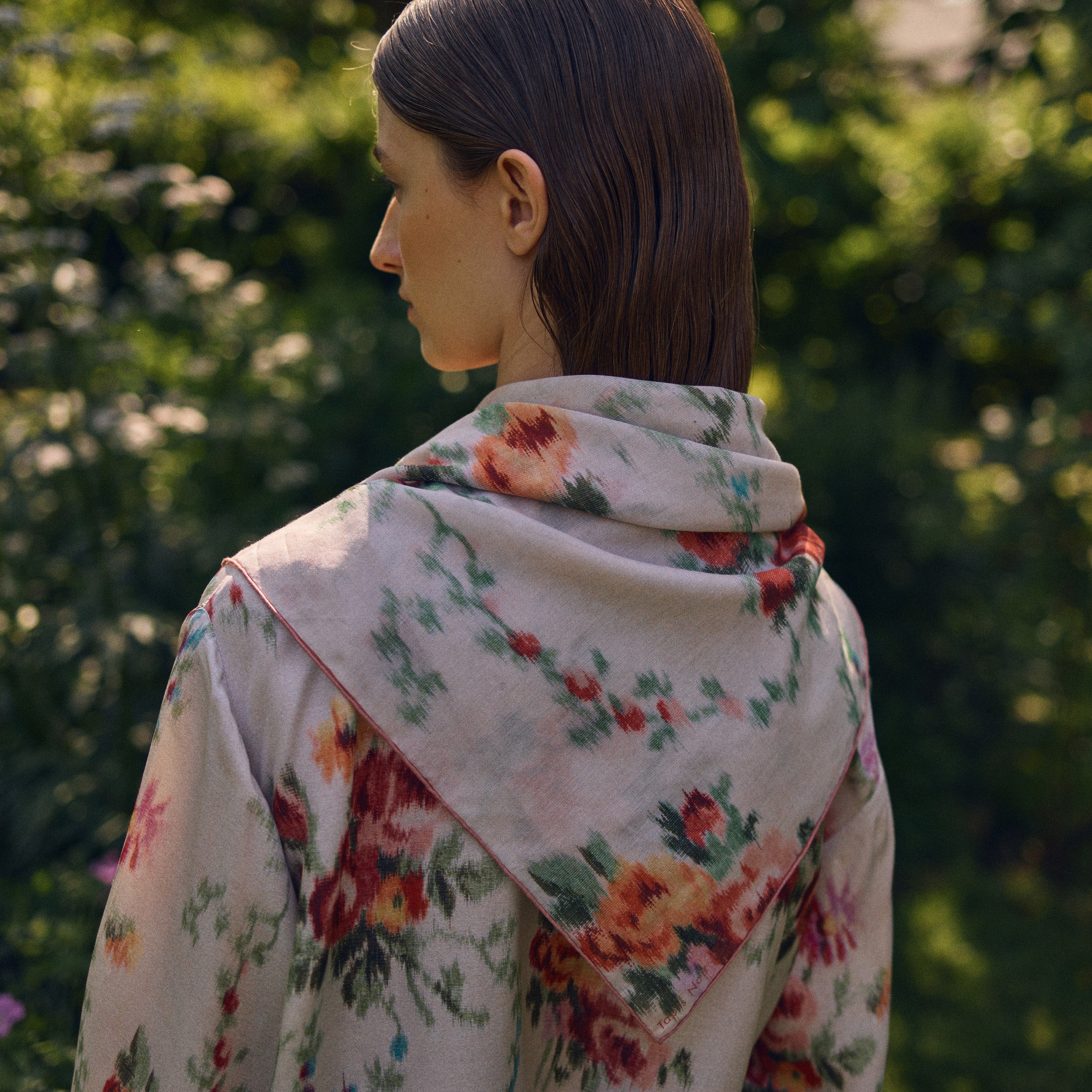 Tapis Noir Danielle Silk Top - White Top White