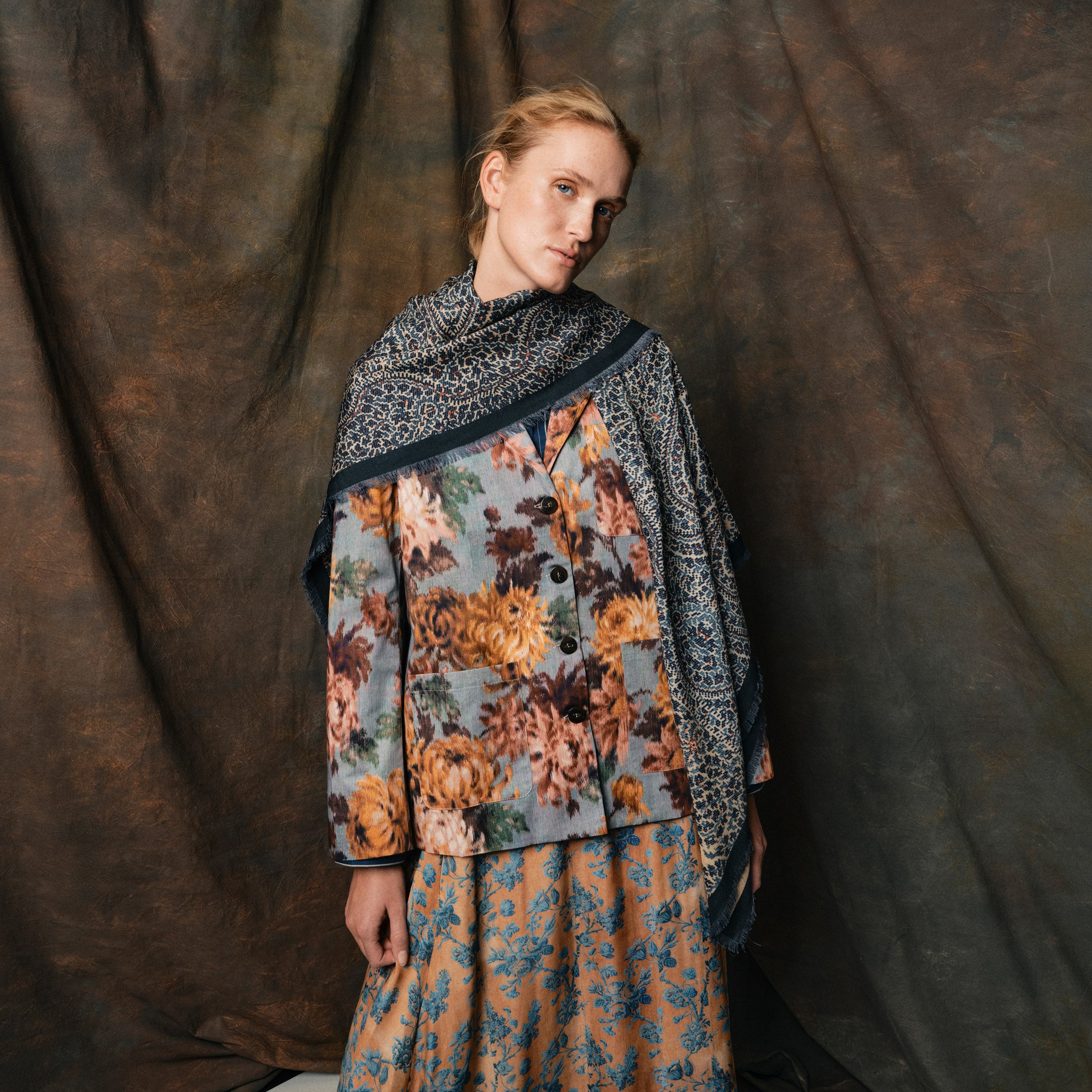 Tapis Noir Large Dina Scarf Large Blue