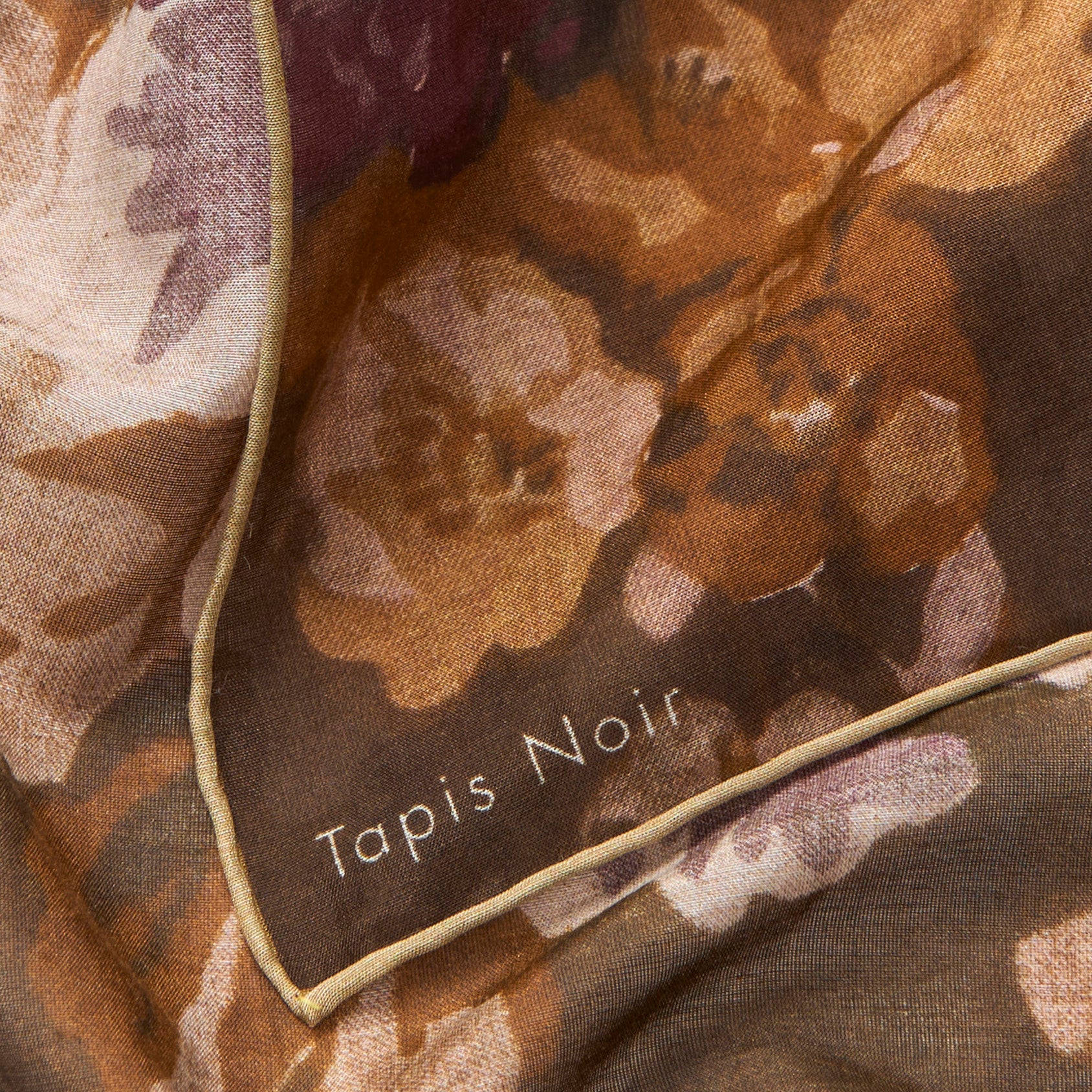 Tapis Noir Light Daisy Scarf Light Dark olive