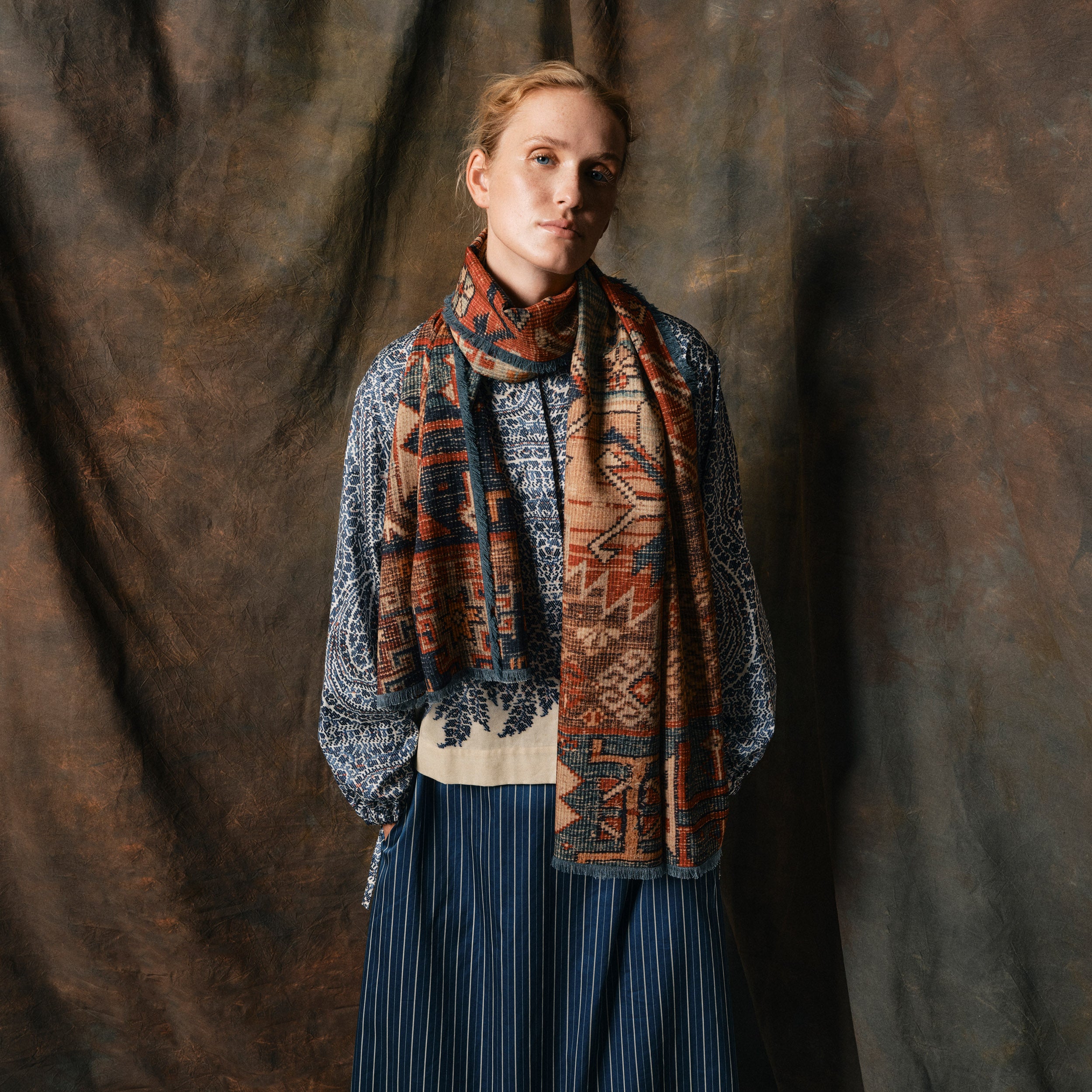 Tapis Noir Long Dorothy Scarf Long Red