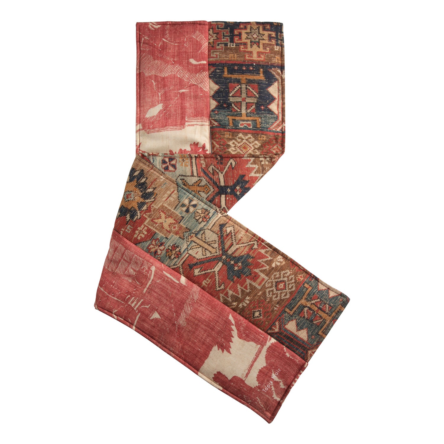 Tapis Noir Puffer Red Scarf Puffer Other