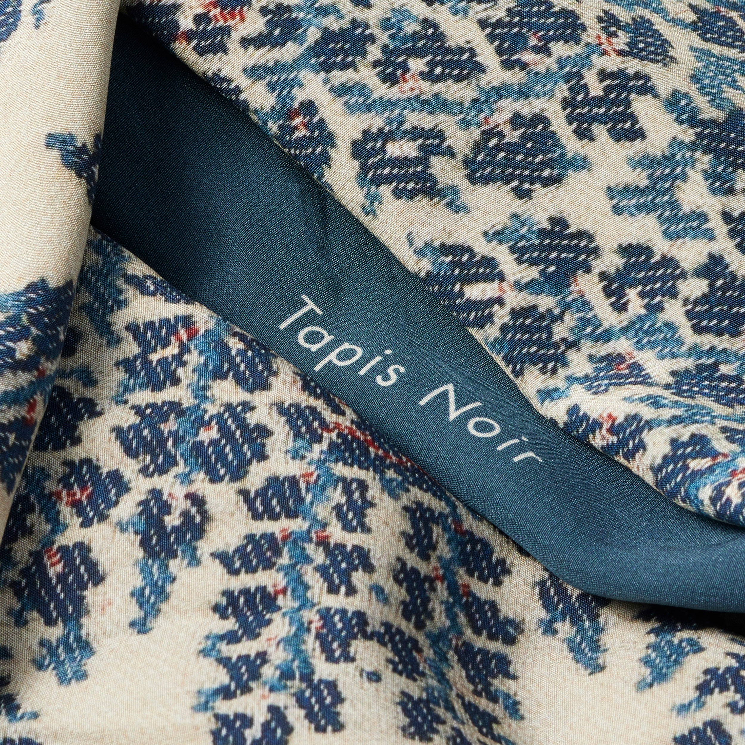 Tapis Noir Slim Dina Scarf Slim Blue