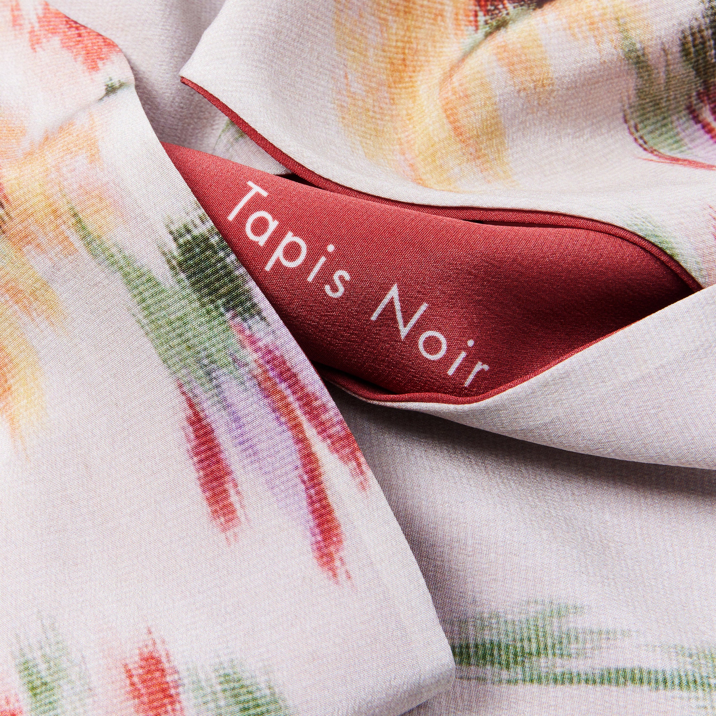 Tapis Noir Slim White Flower Scarf Slim Multicolor