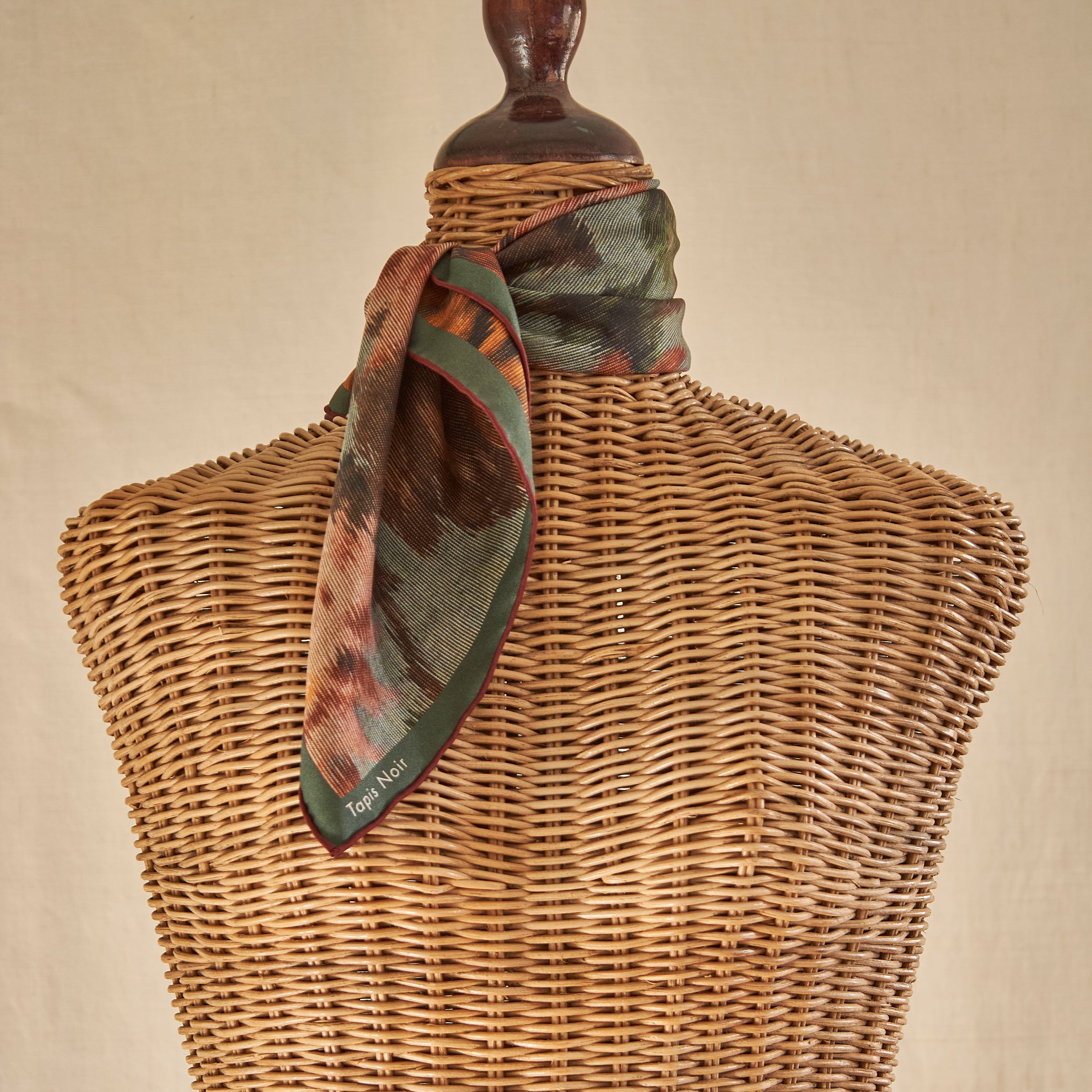 Tapis Noir Small Classical Dani Scarf Small Classical Blue