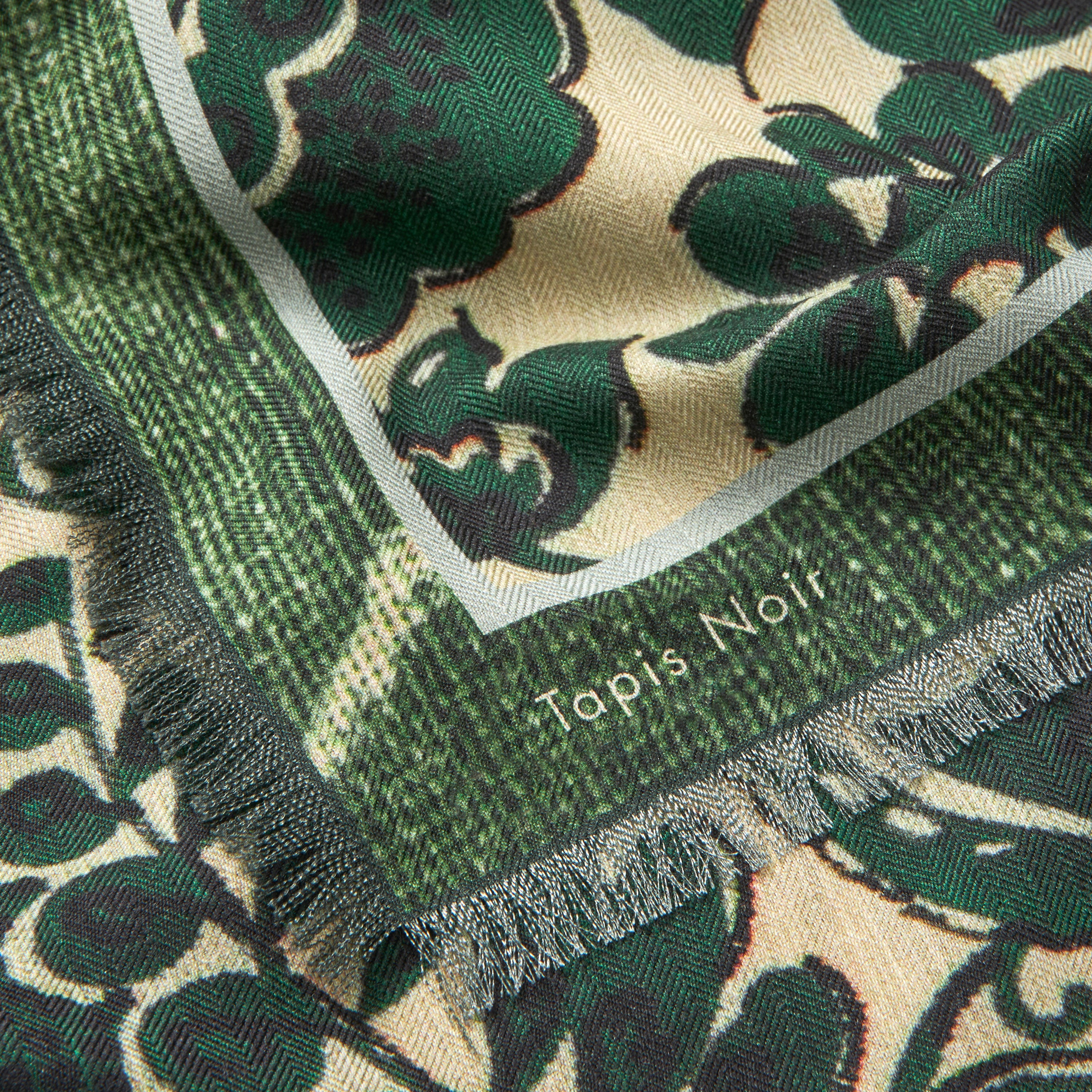Tapis Noir Wool Large Gianna Scarf Wool Large Green