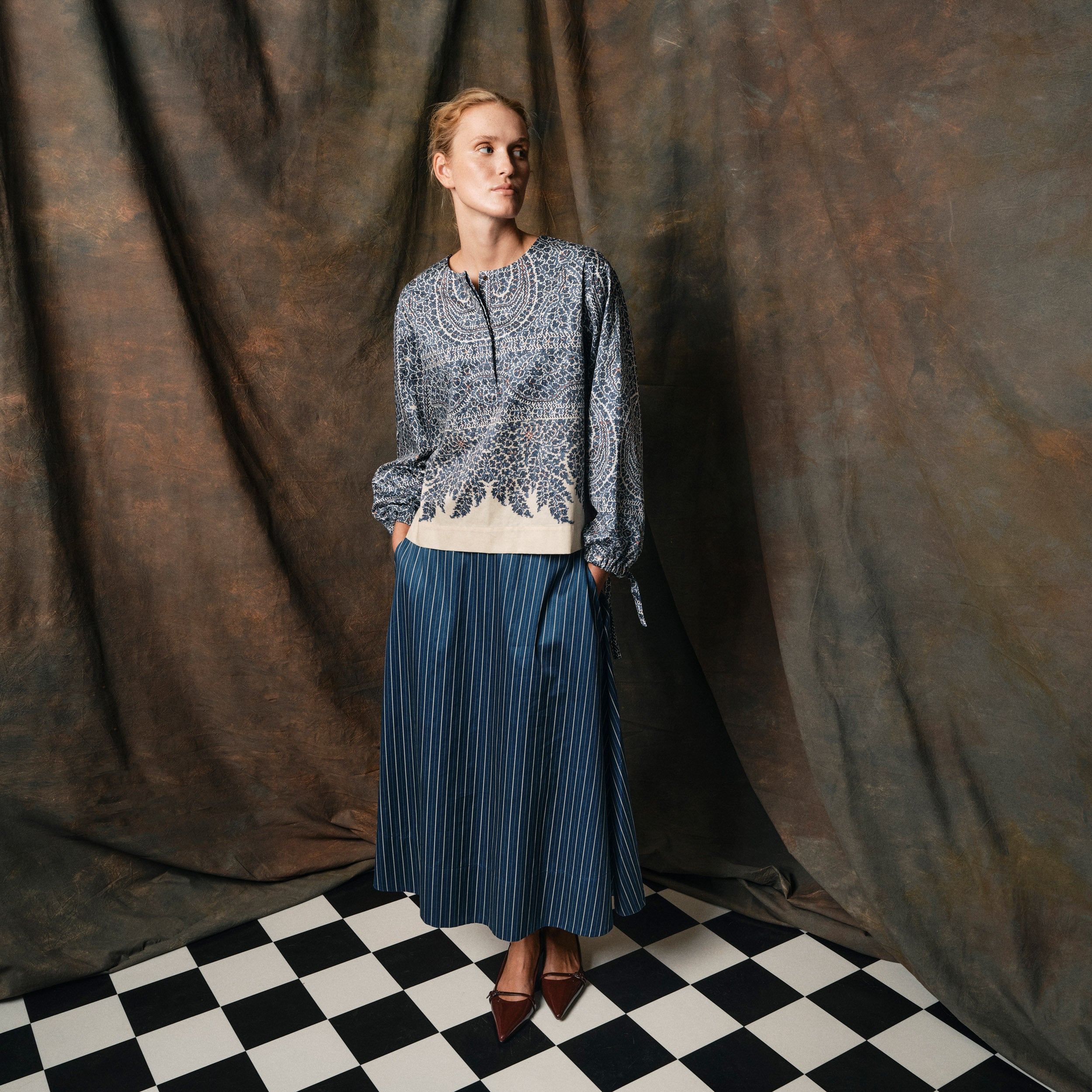 Tapis Noir Cate Cotton Skirt - Blue stripe Skirt Red