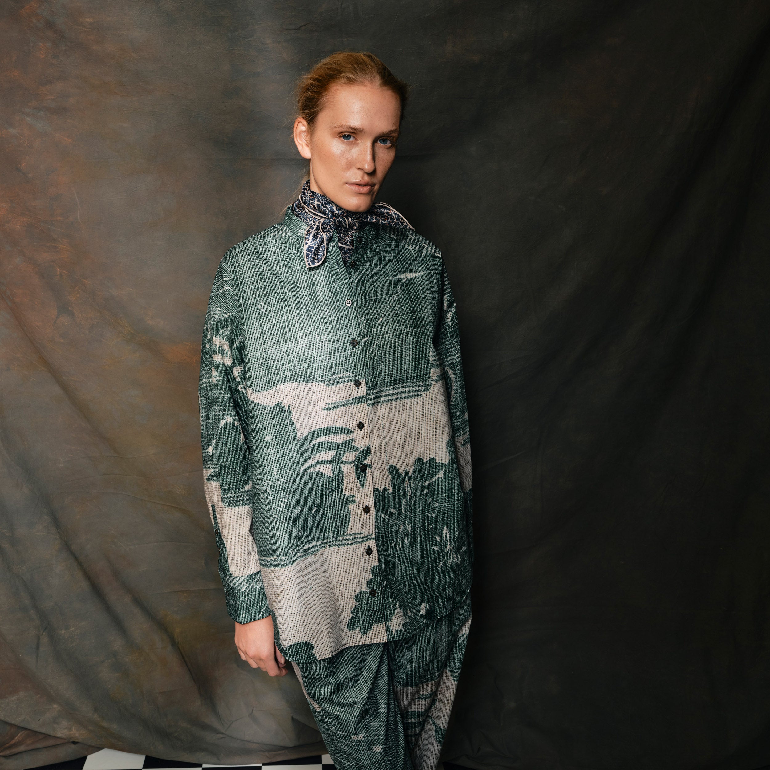 Tapis Noir Celina Cotton Shirt - Dusty green Shirt Dark Green