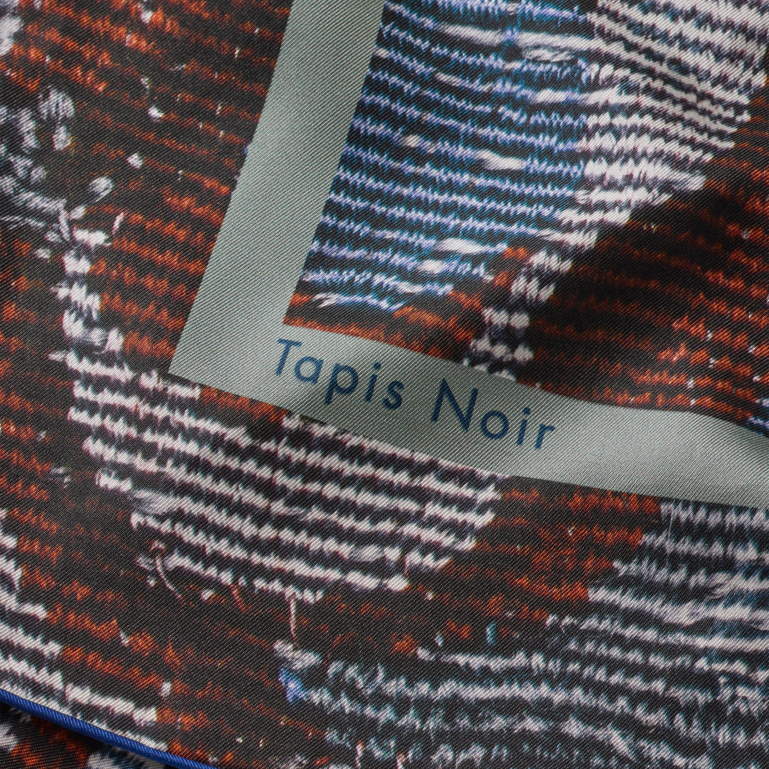 Tapis Noir Classical Blue Tapestry Scarf Classical Blue