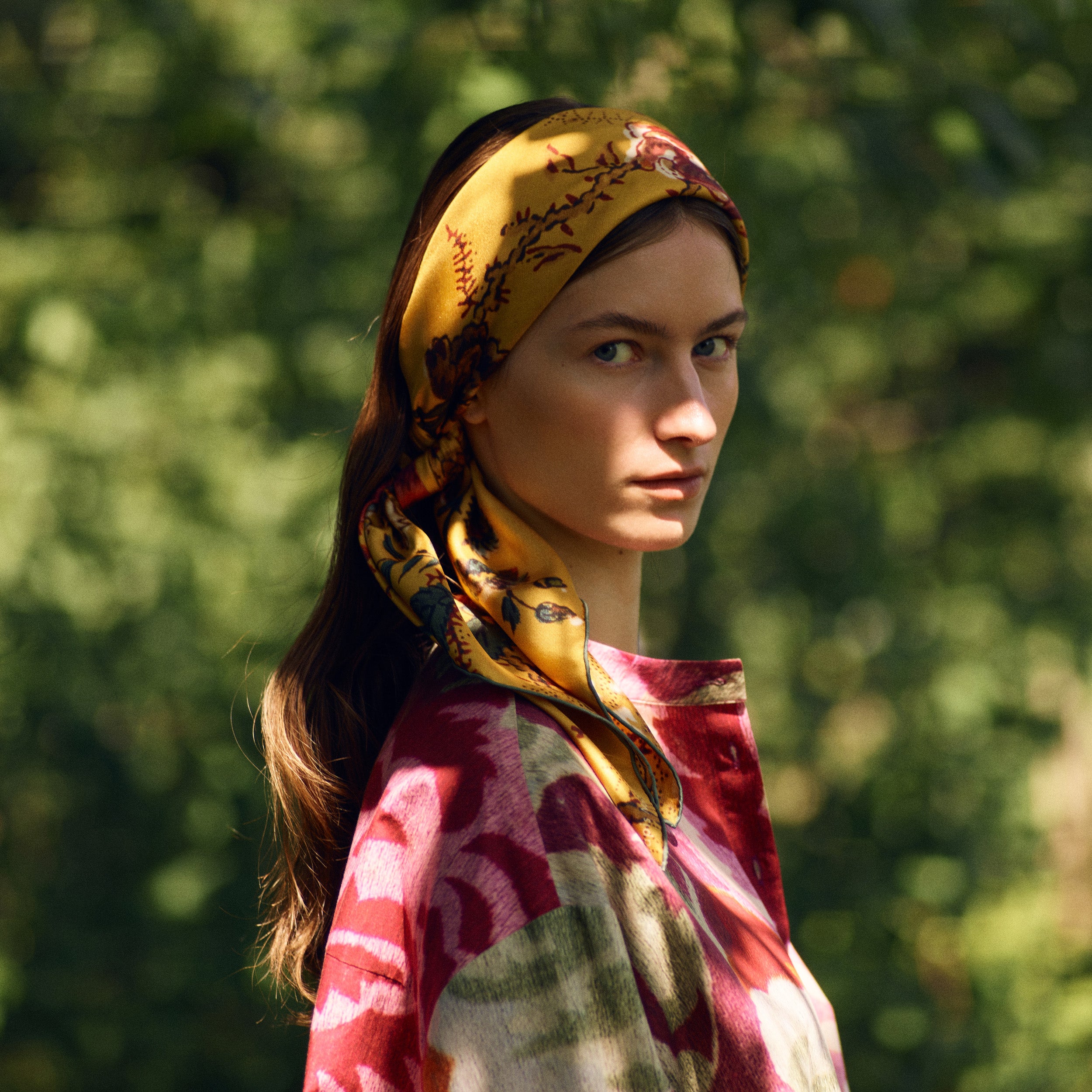 Tapis Noir Classical Elena Scarf Classical Yellow