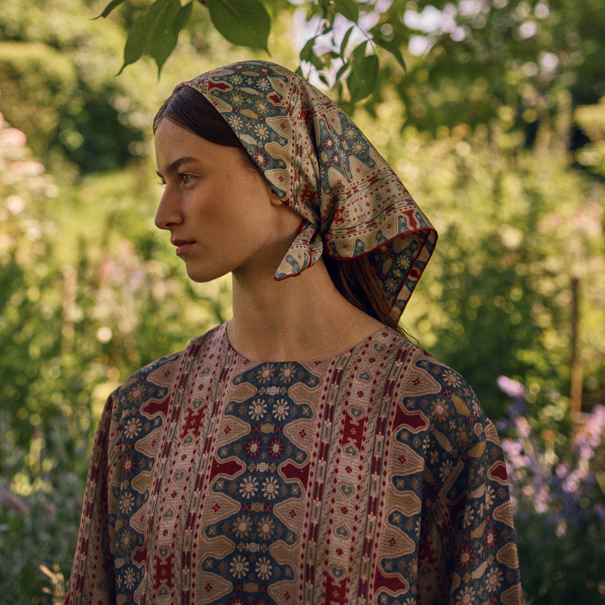 Tapis Noir Classical Small Elinor Scarf Classical Small Green