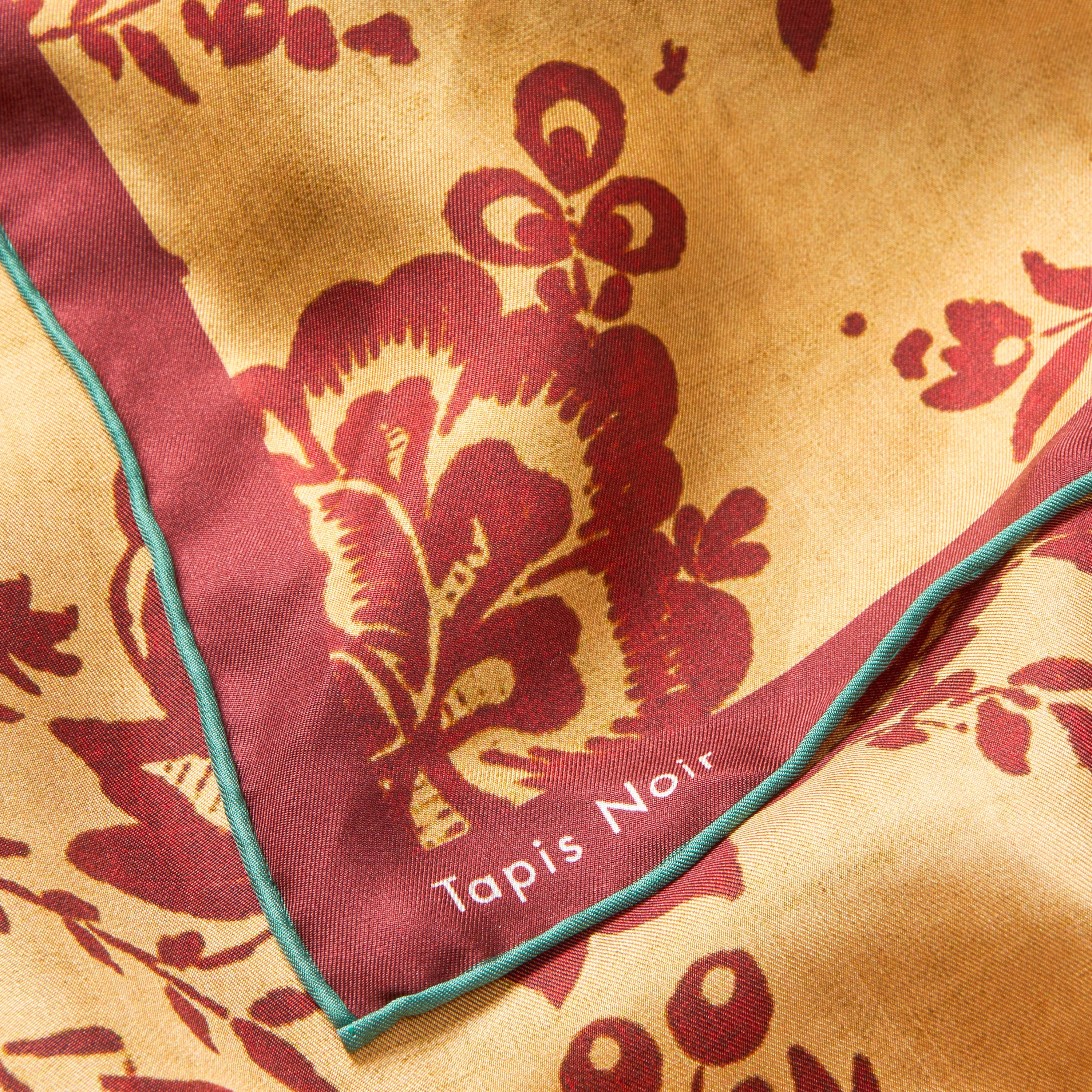 Tapis Noir Classical Small Georgia Scarf Classical Small Yellow