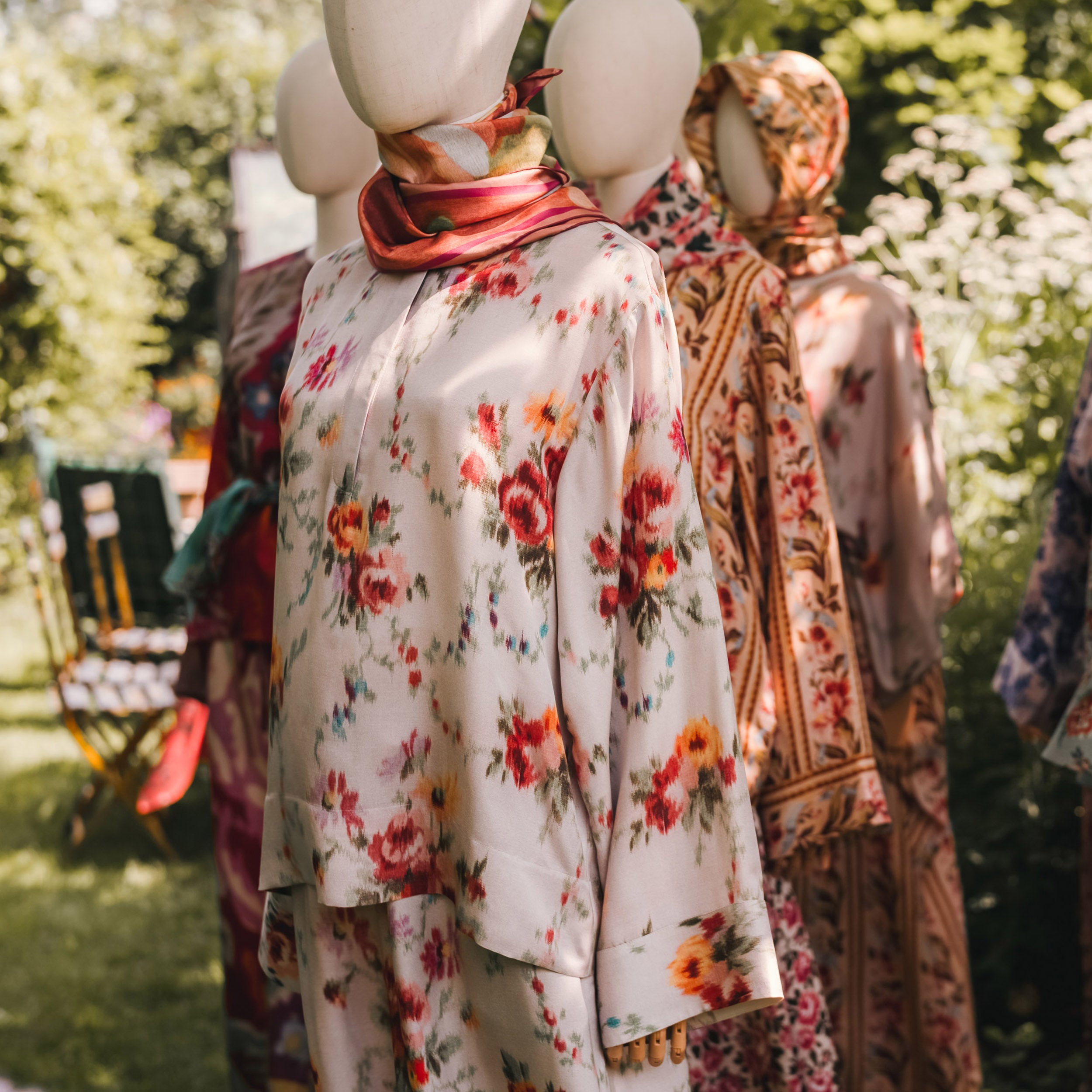 Tapis Noir Danielle Silk Top - White Top White