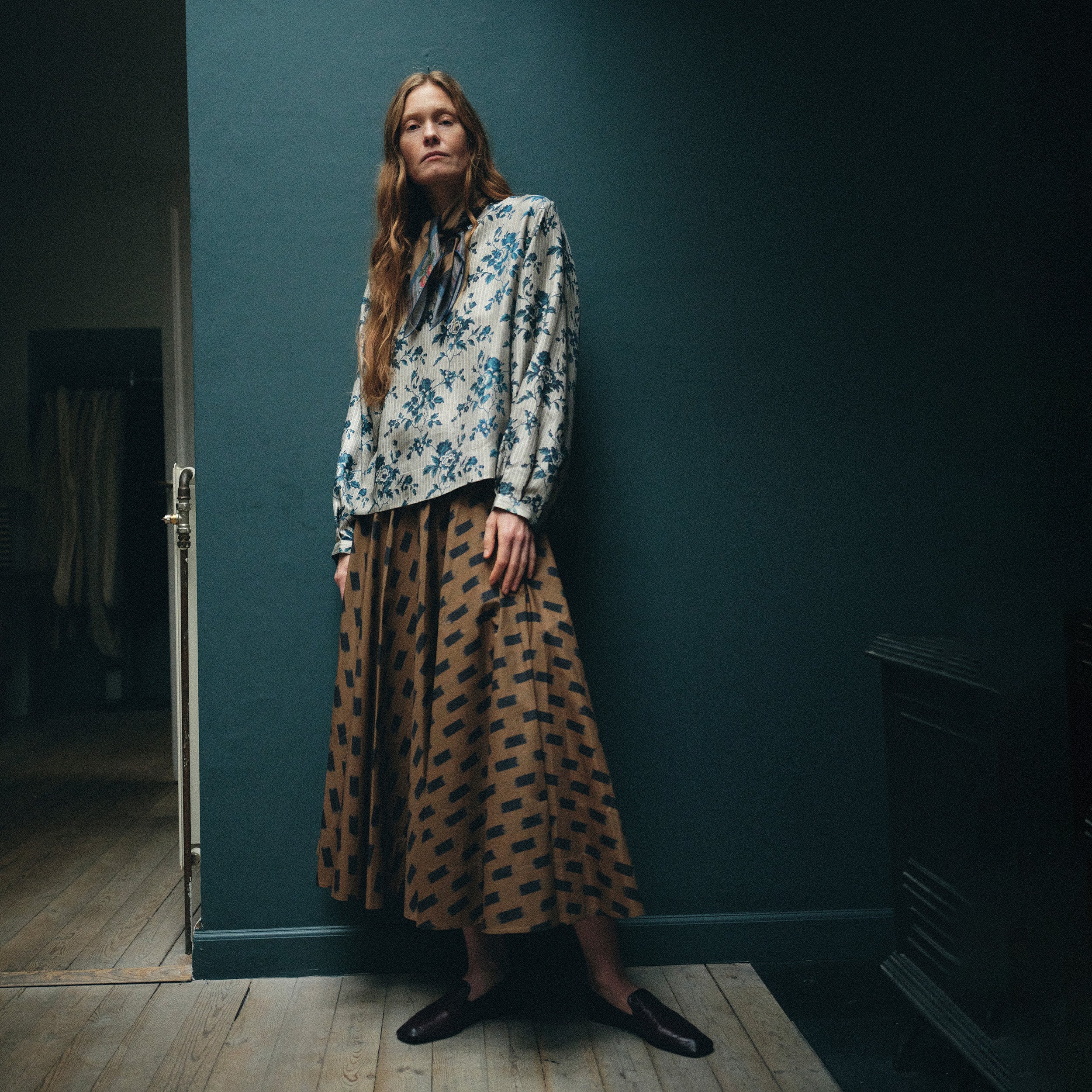 Tapis Noir Farah Cotton Skirt - Camel Skirt Beige