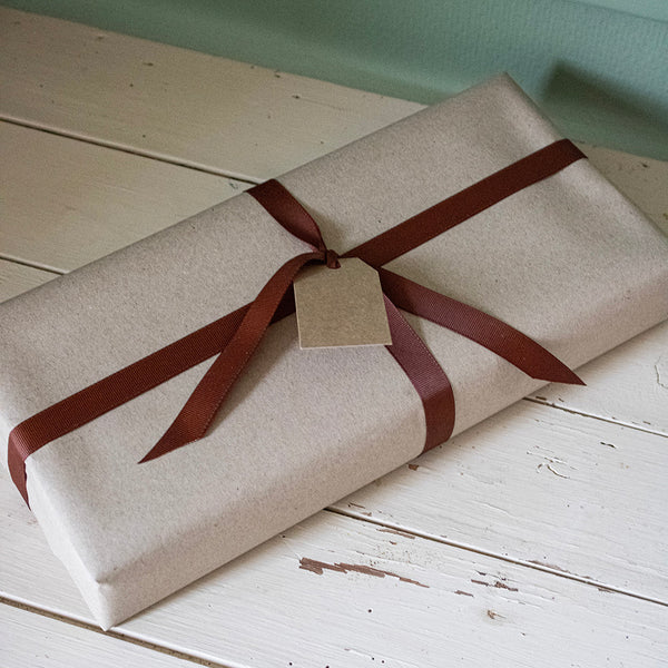 Gift Wrapping - Tapis Noir