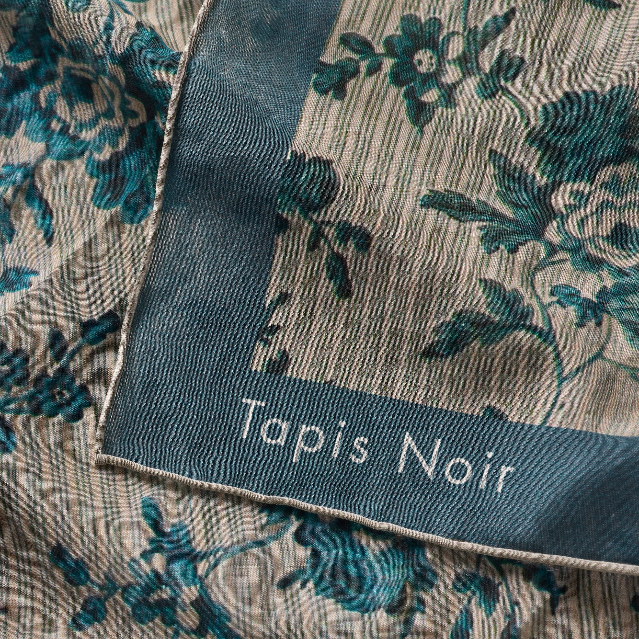 Tapis Noir Large Light Blue Stripe Scarf Light Large Blue