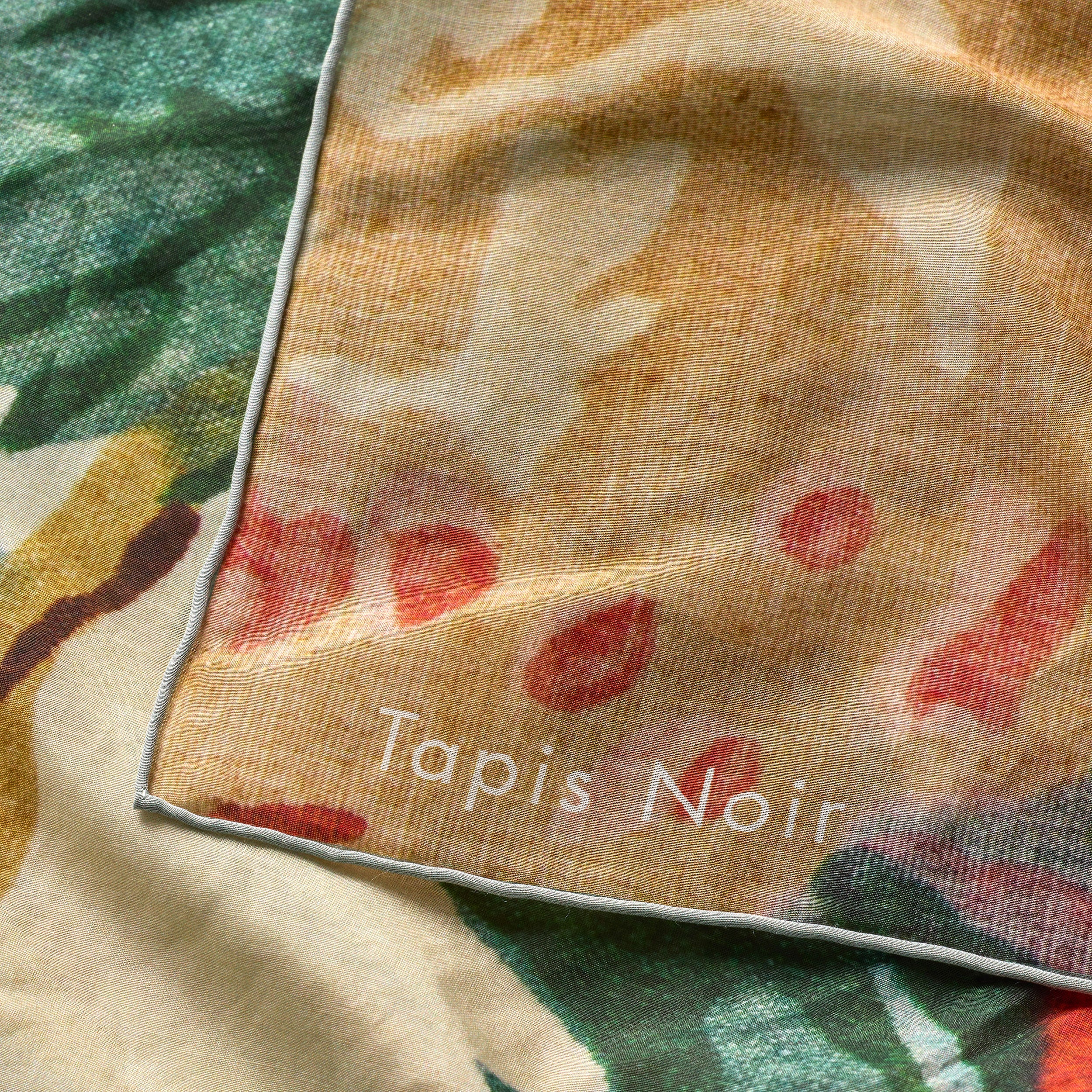 Tapis Noir Large Light Multicolor Flower Scarf Light Large Multicolor