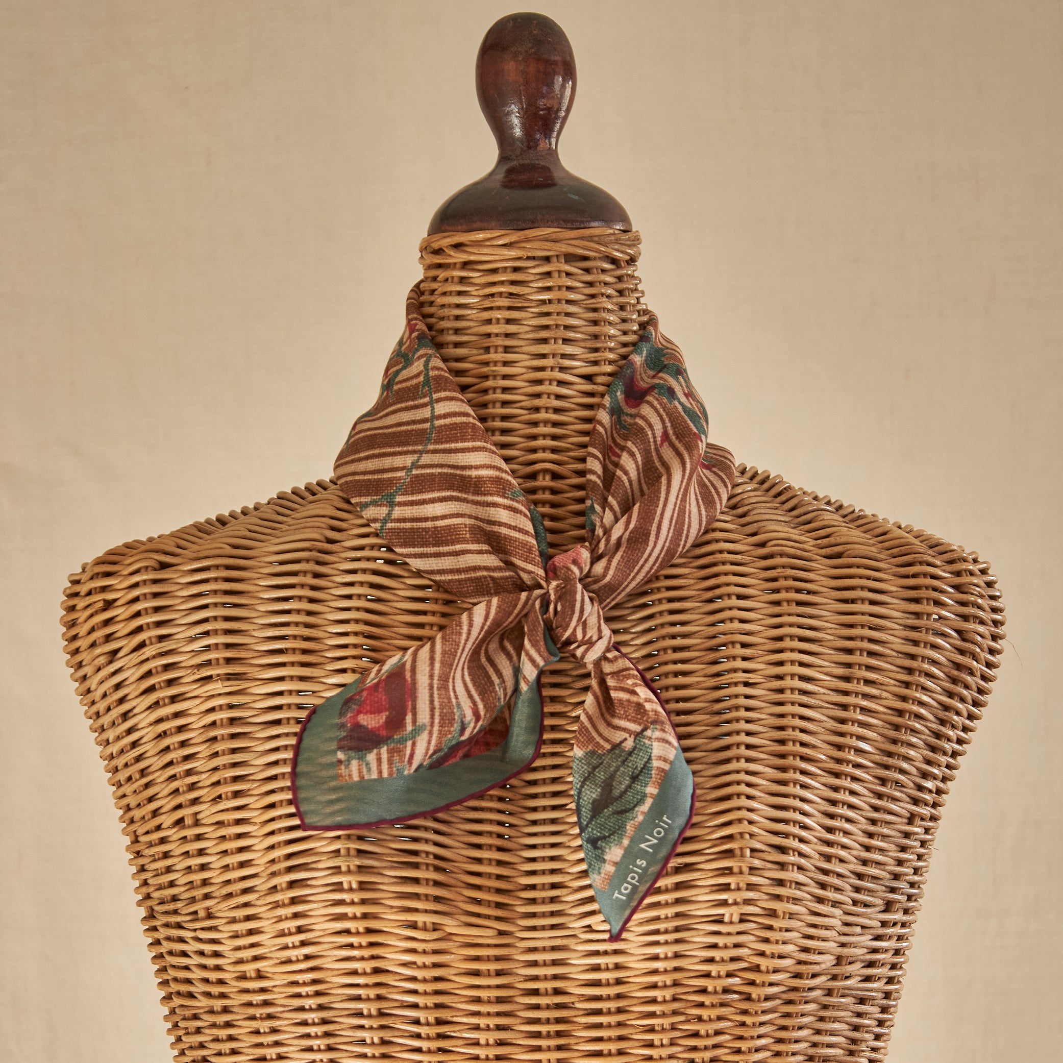 Tapis Noir Light Delilah Scarf Light Brown