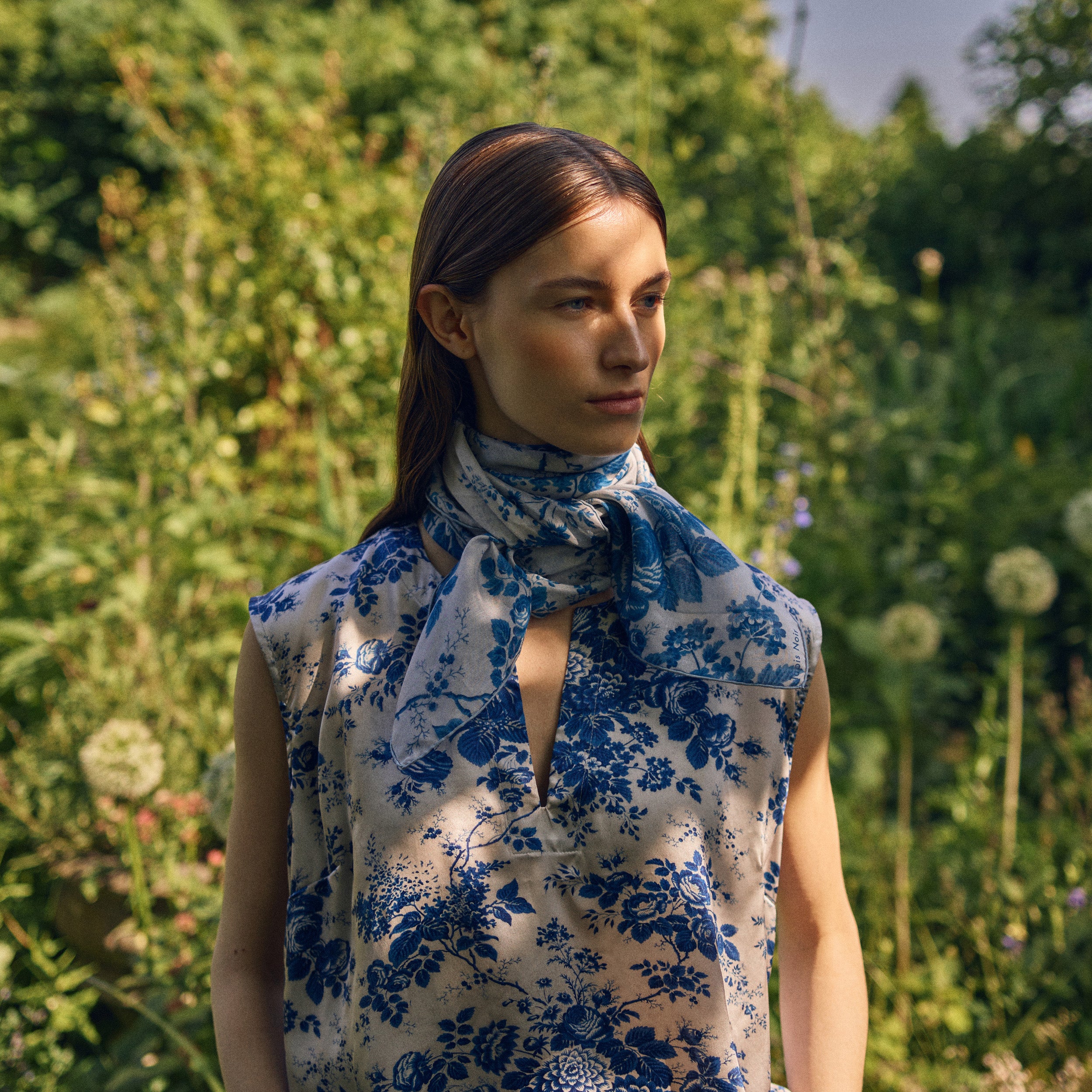 Tapis Noir Light Emilia Scarf Light (85x85cm) Blue