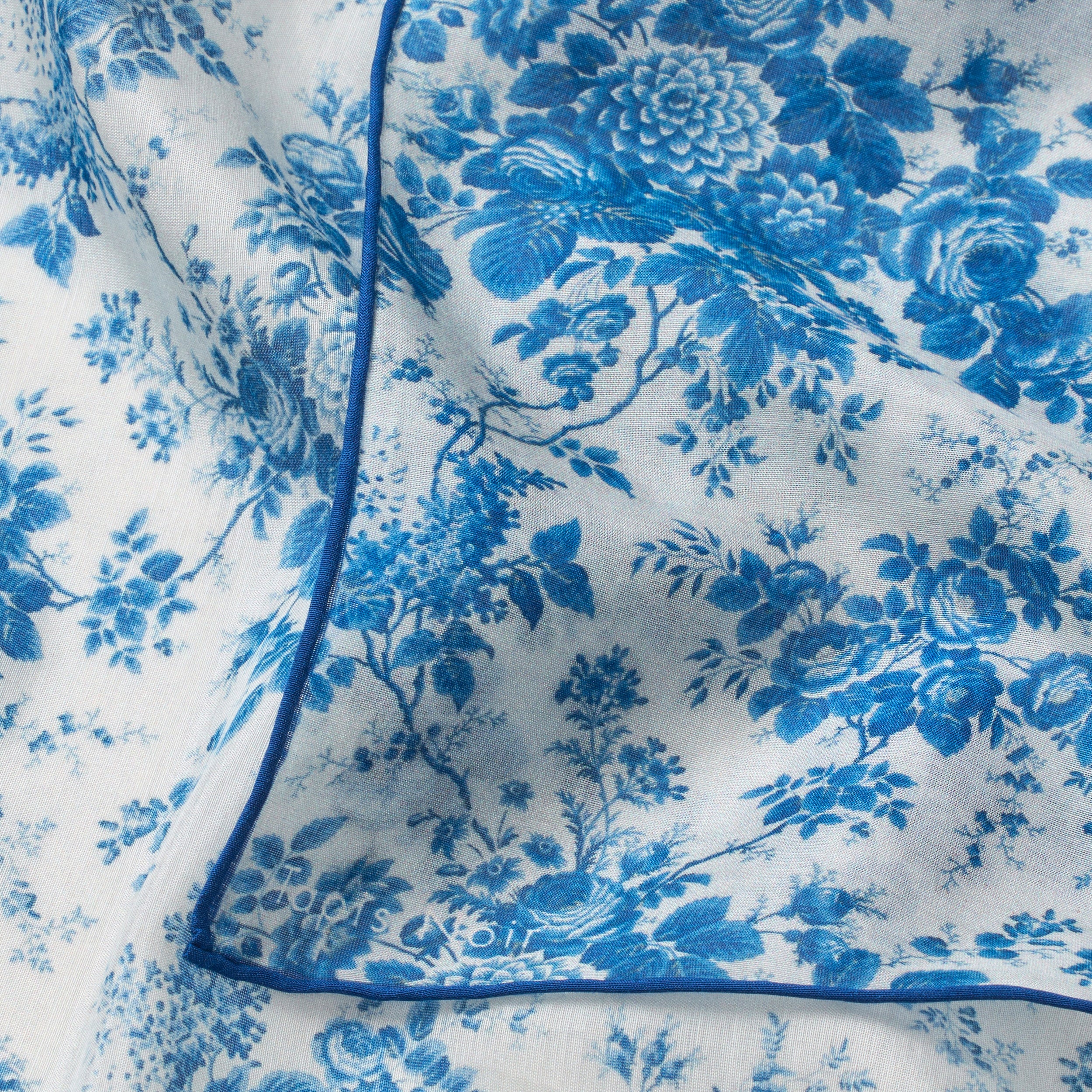 Tapis Noir Light Small Emilia Scarf Light Small (67x67cm) Blue