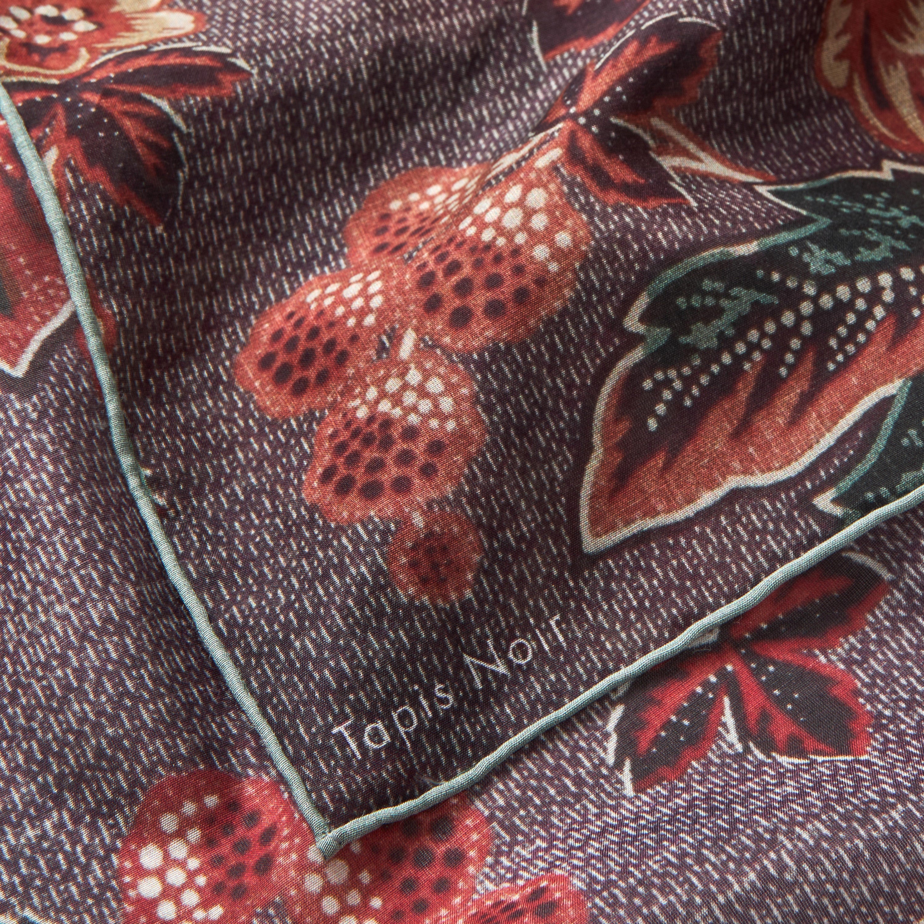 Tapis Noir Light Small Gia Scarf Light Small (67x67cm) Red