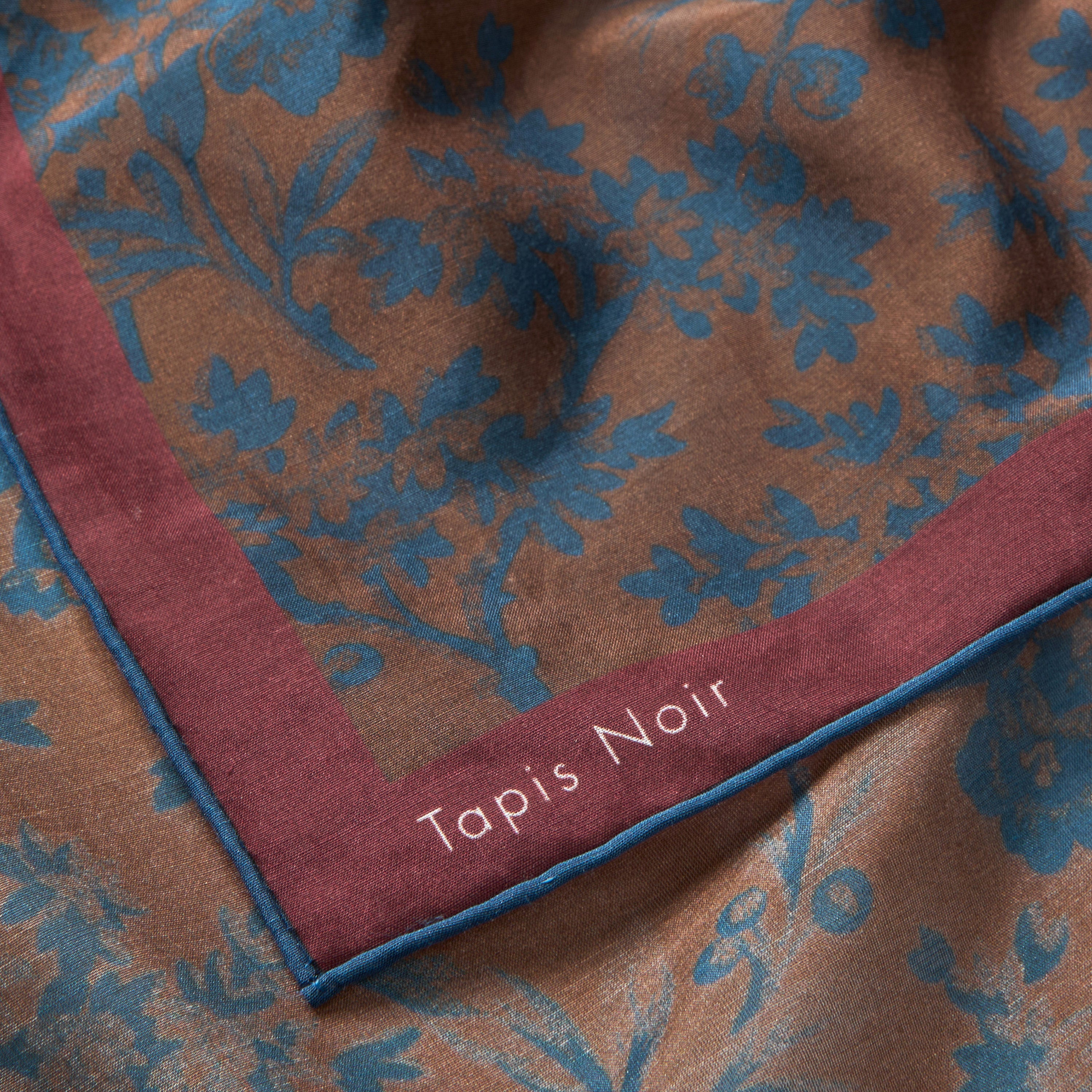Tapis Noir Light Small Gigi Scarf Light Small (67x67cm) Brown