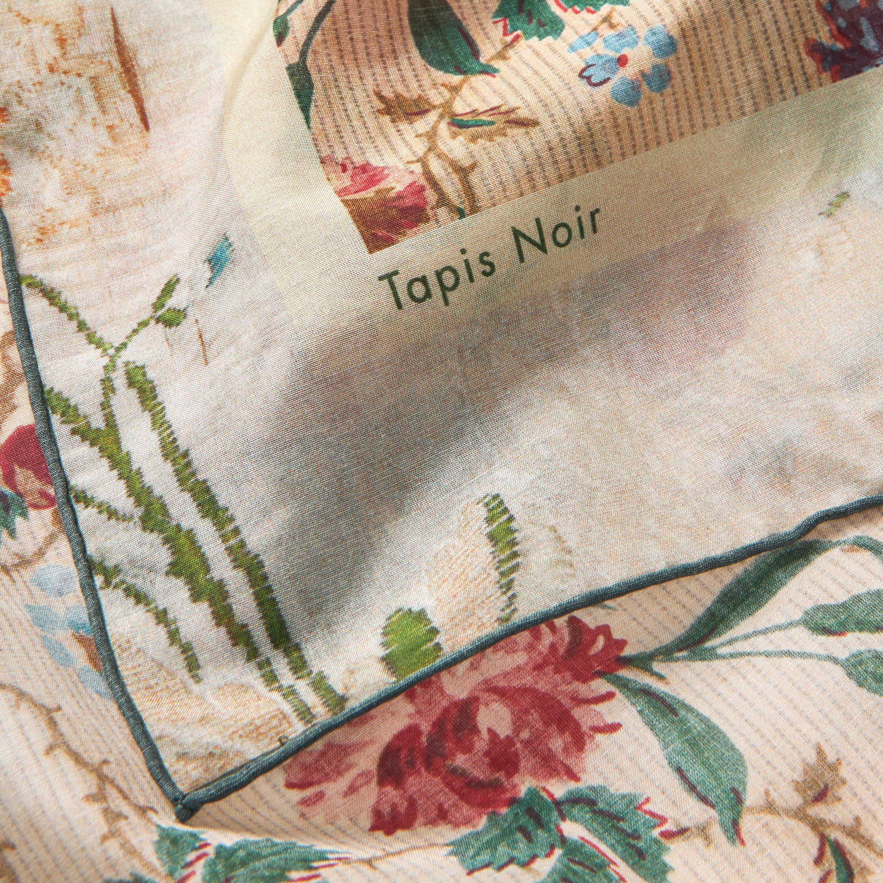Tapis Noir Light Small Gina Scarf Light Small (67x67cm) Beige