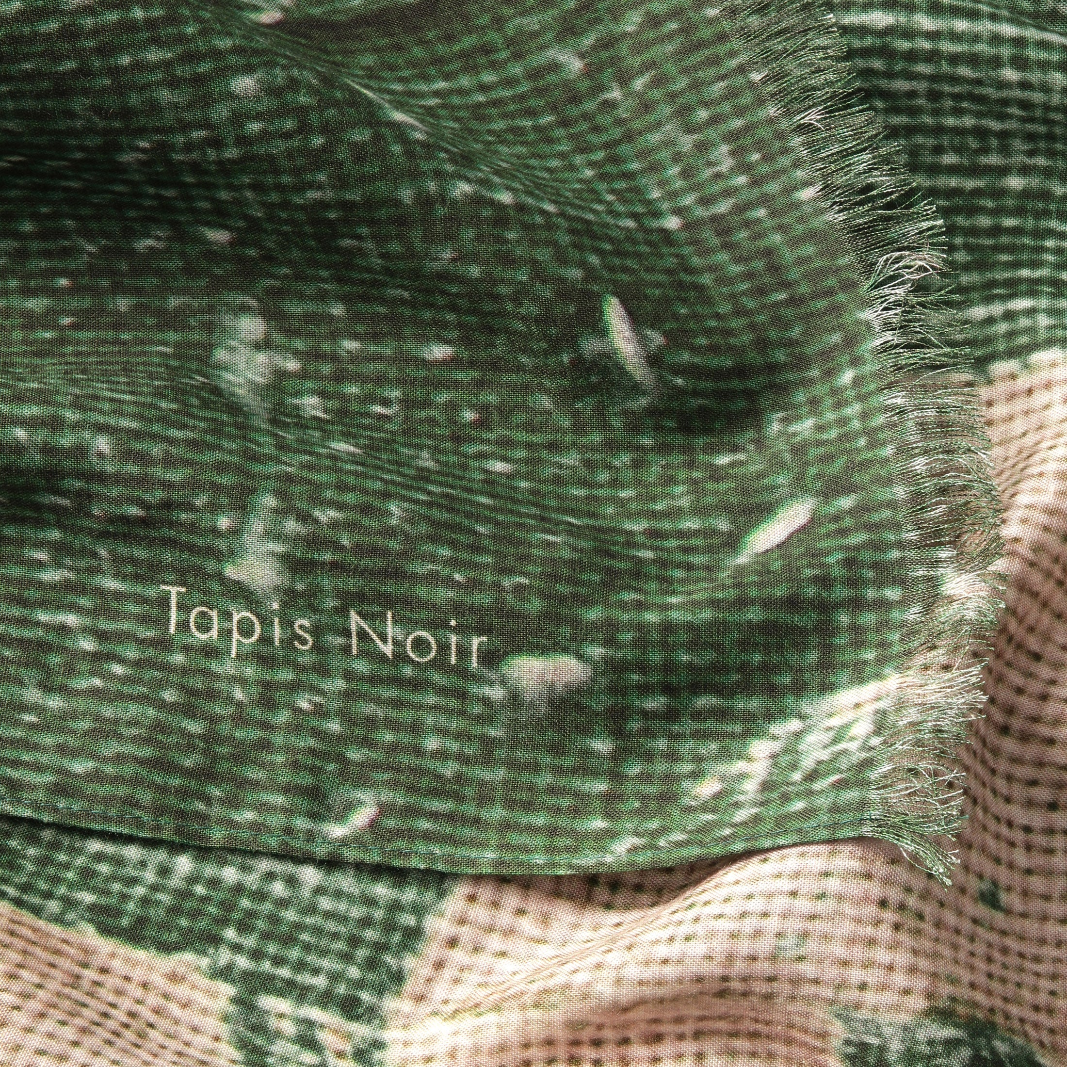 Tapis Noir Linen Green Toile Scarf Long Green