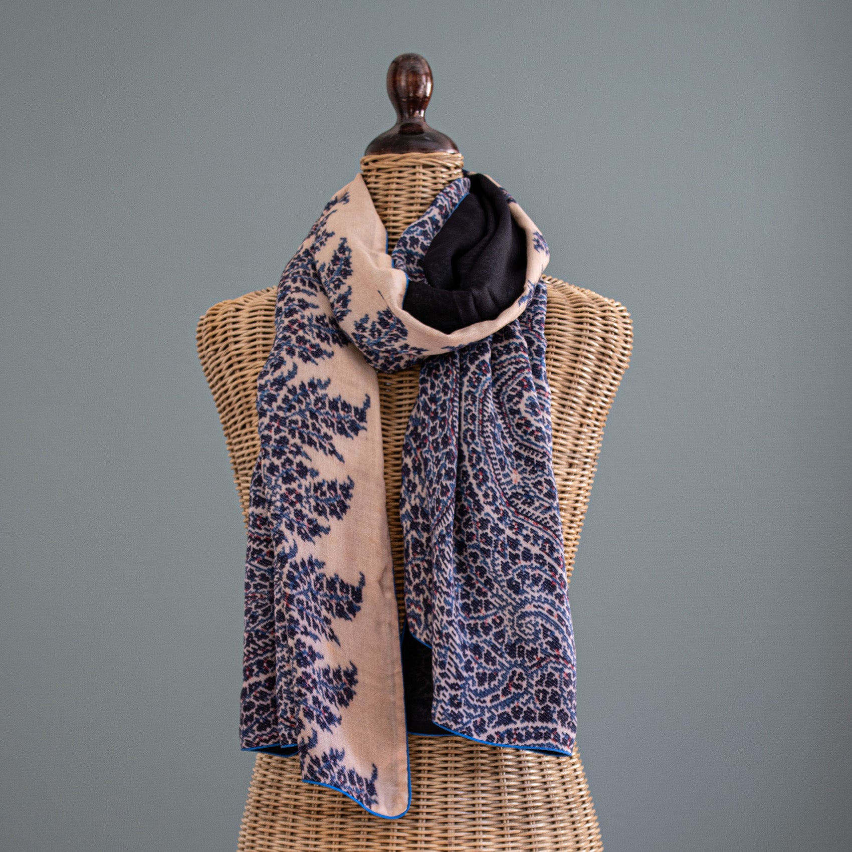 Tapis Noir Long Blue Paisley Scarf Long Ethnic