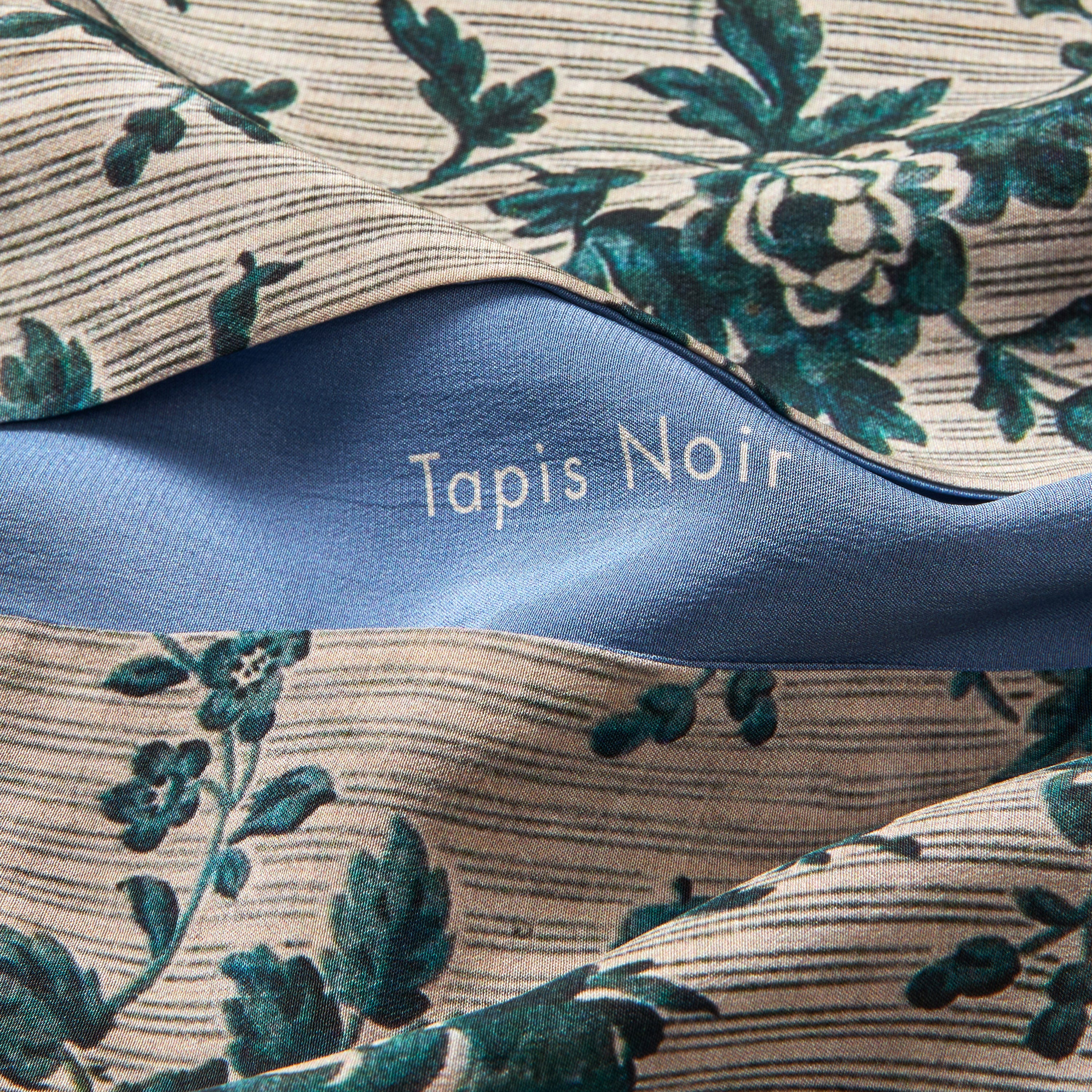 Tapis Noir Slim Greta Scarf Slim Blue