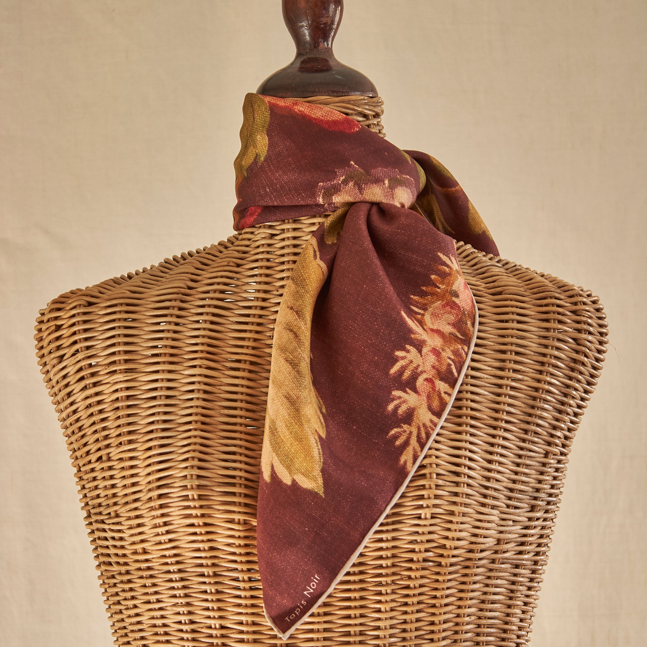 Tapis Noir Small Classical Davina Scarf Small Classical Brown