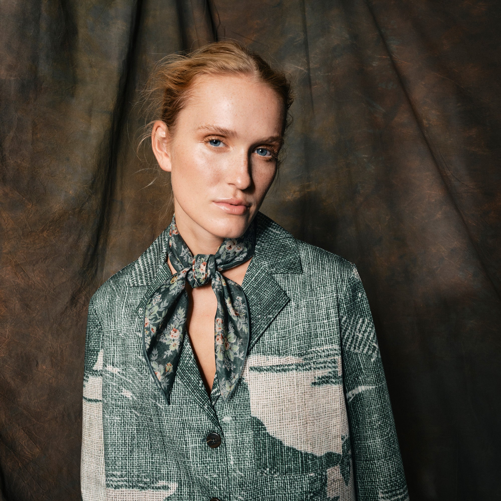 Darla Silk Shirt - Dark olive