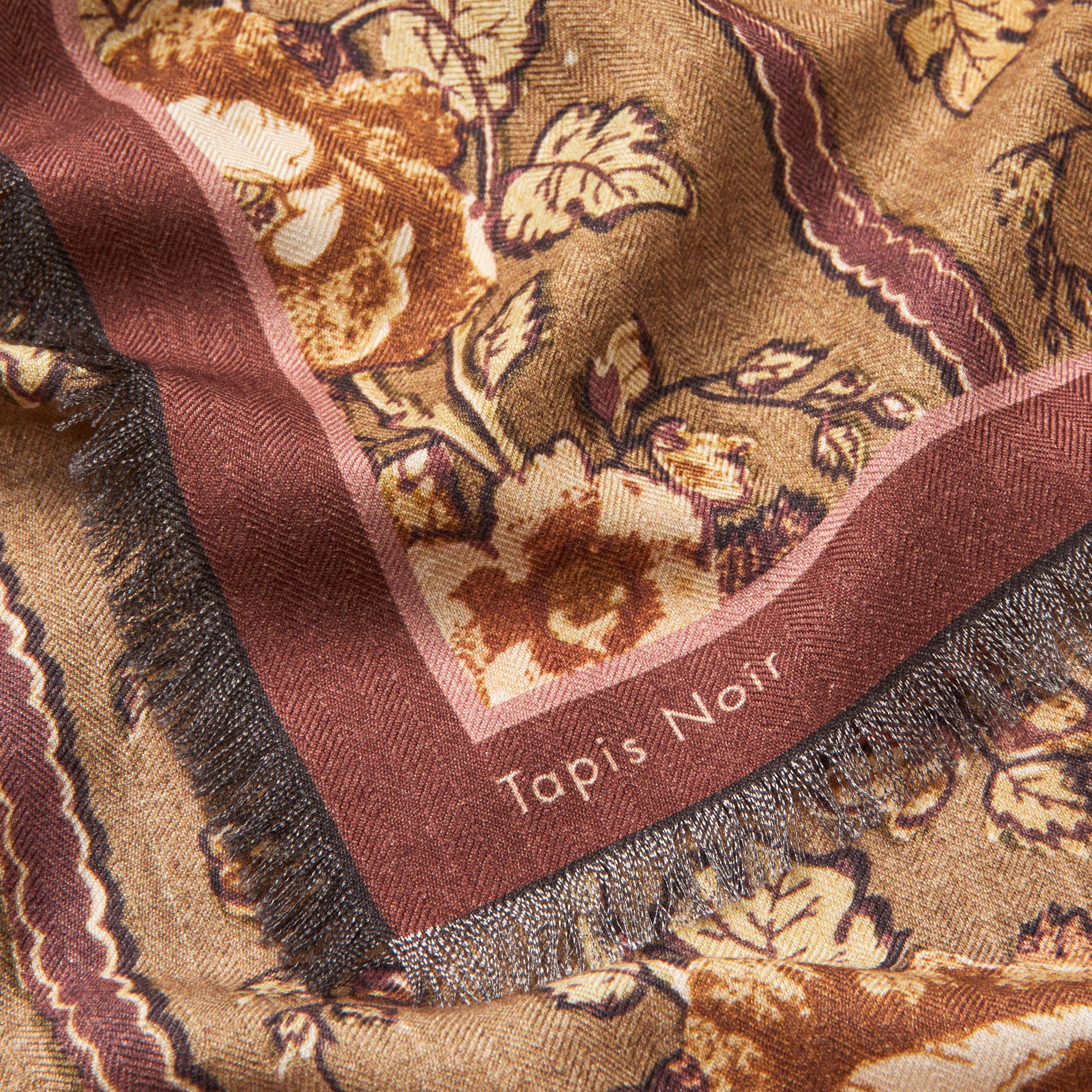 Tapis Noir Wool Large Gaia Scarf Wool Large Brown