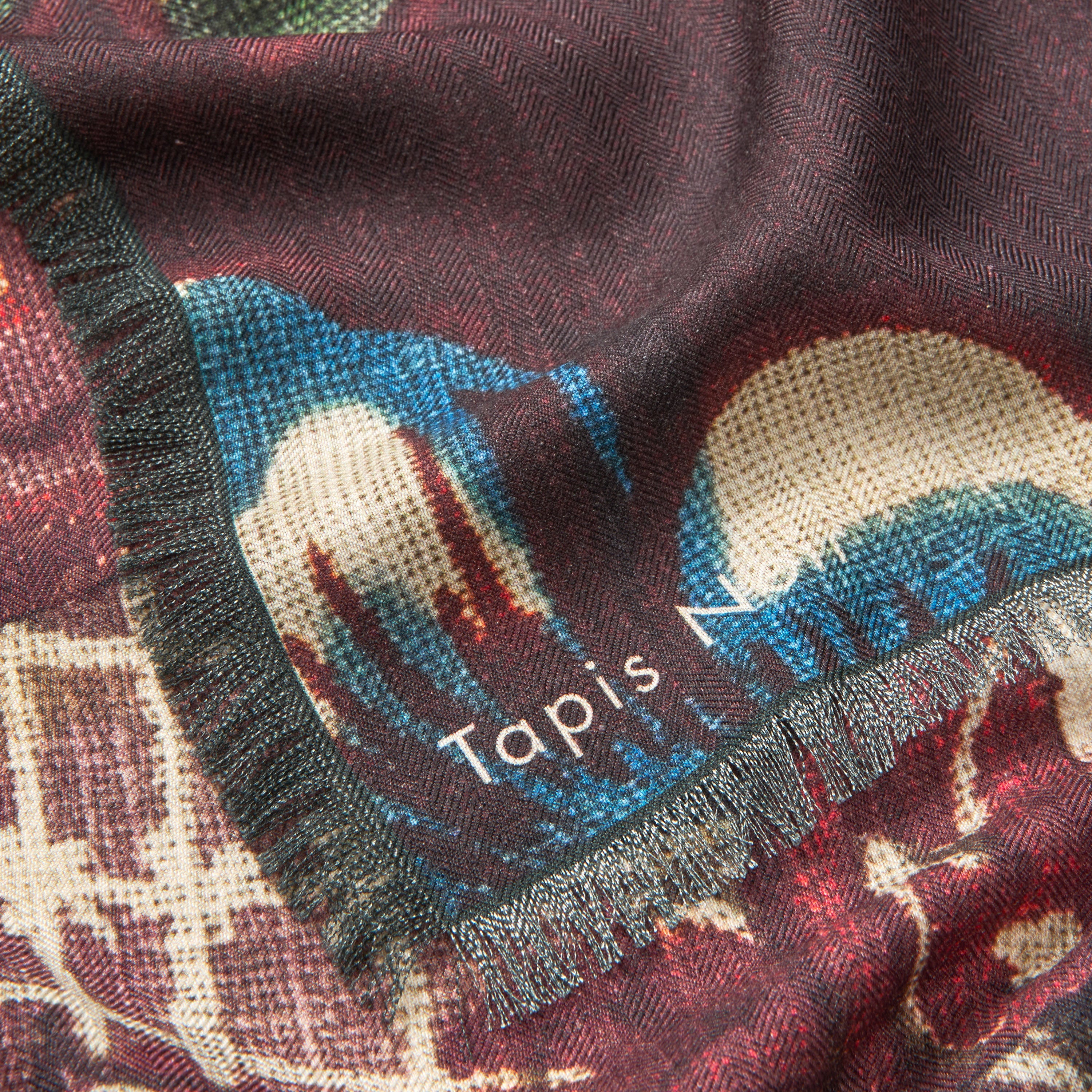Tapis Noir Wool Large Gwenyth Scarf Wool Large Bordeaux